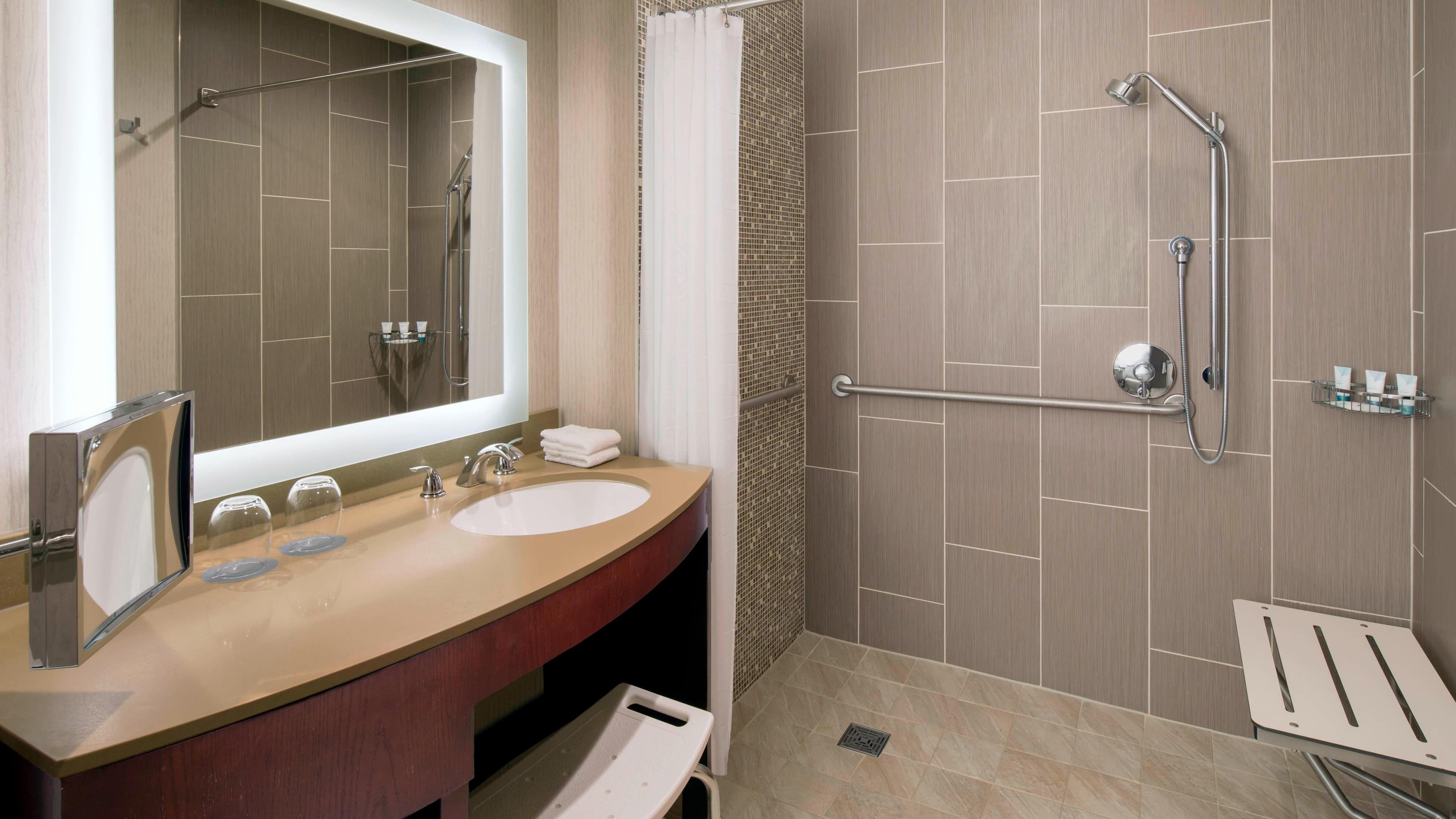 Traditional King - Image 4