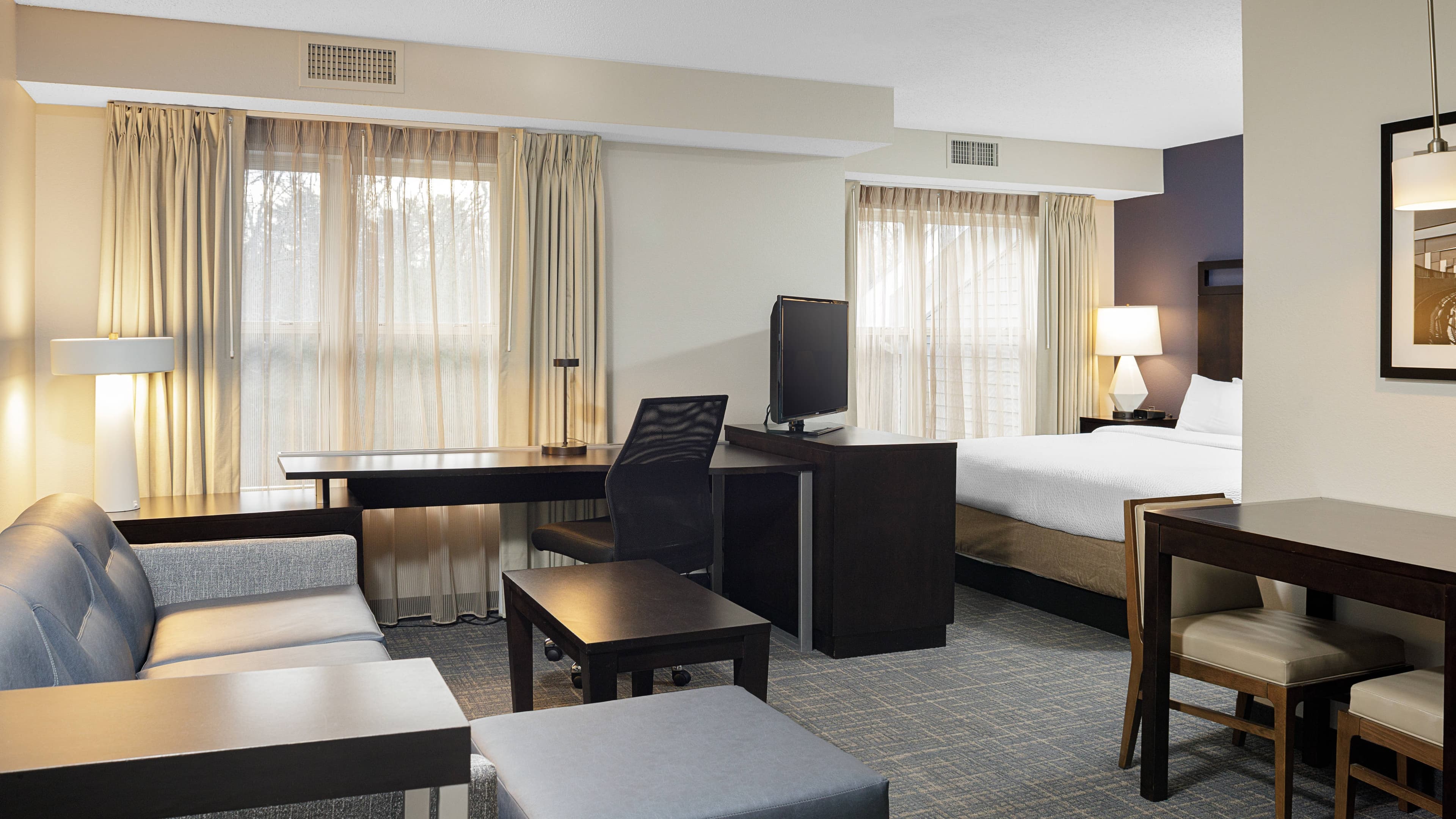 Residence Inn Boston Foxborough - Image 4