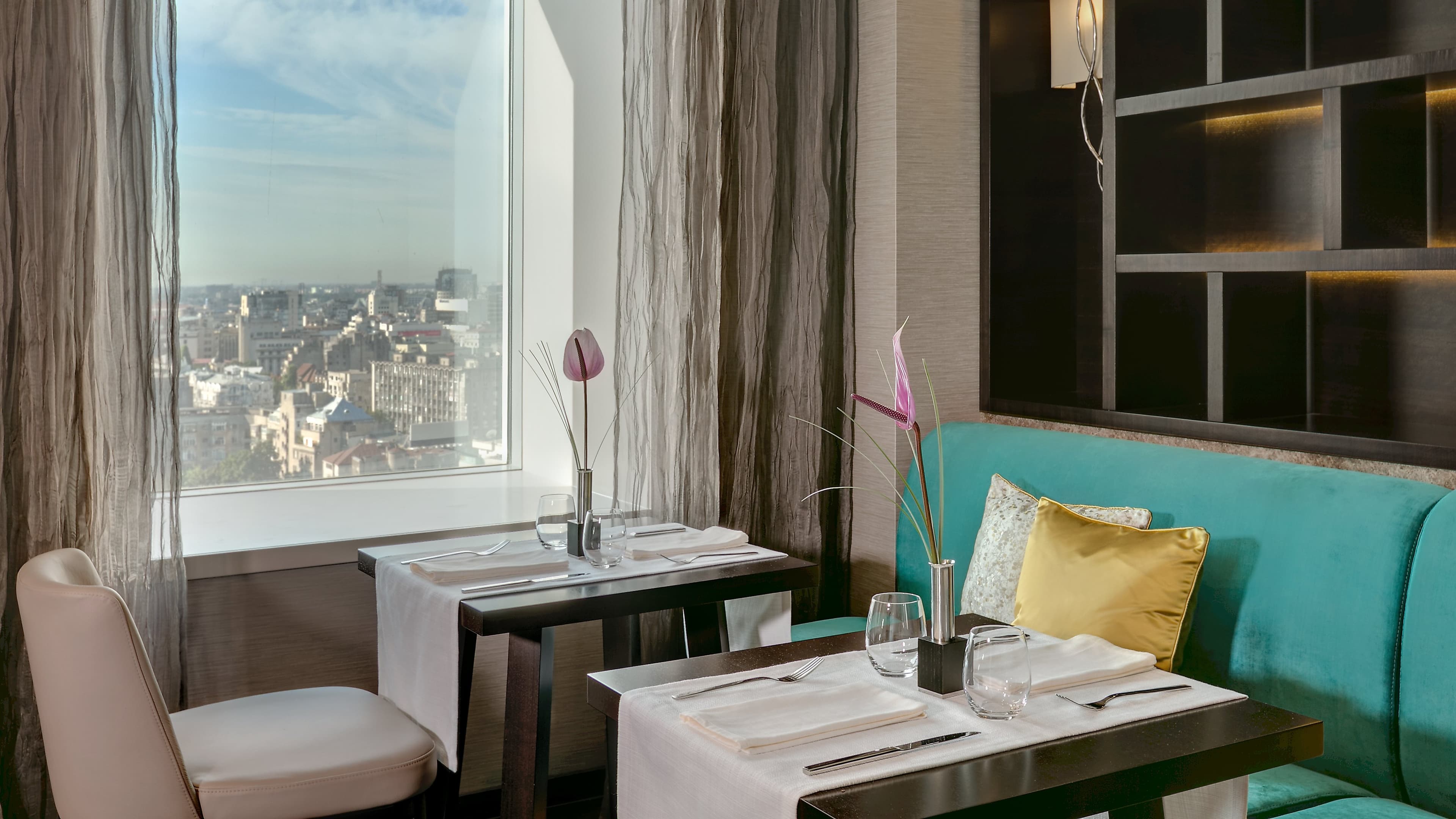 Sheraton Bucharest Hotel - Image 5