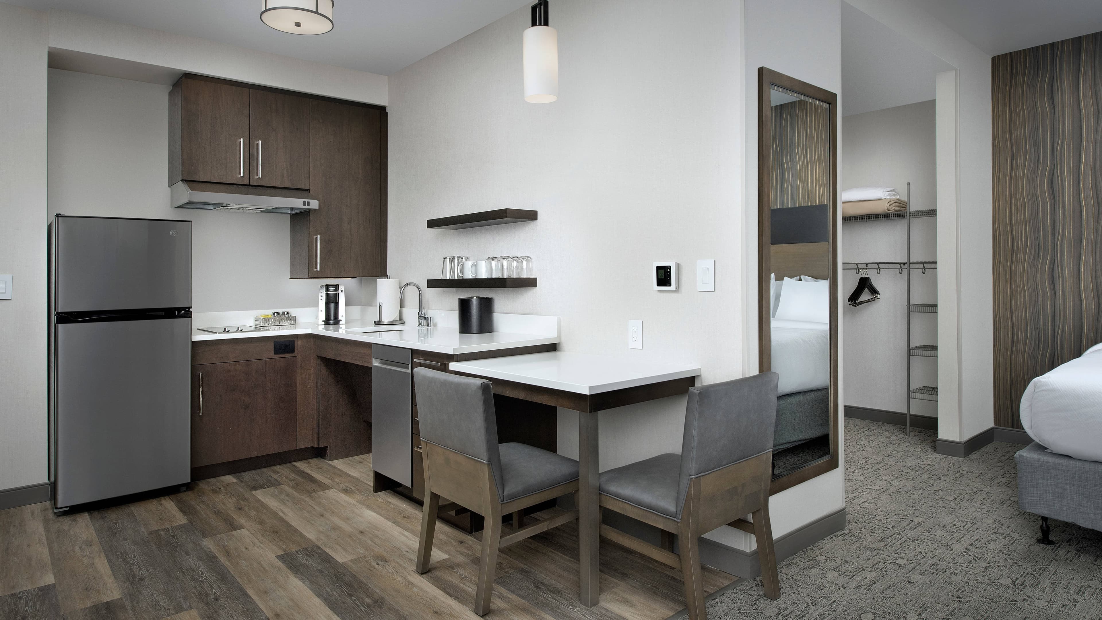 Larger Studio - Image 5