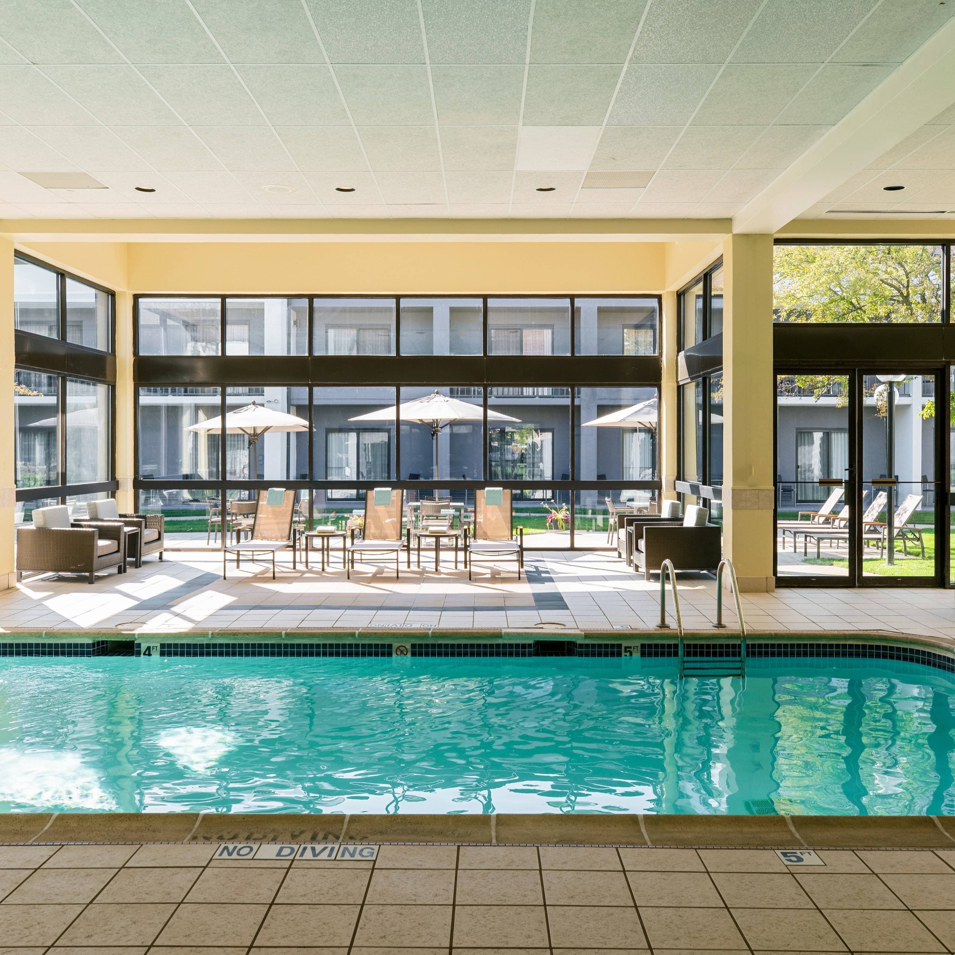 Courtyard Chicago Naperville - Image 1