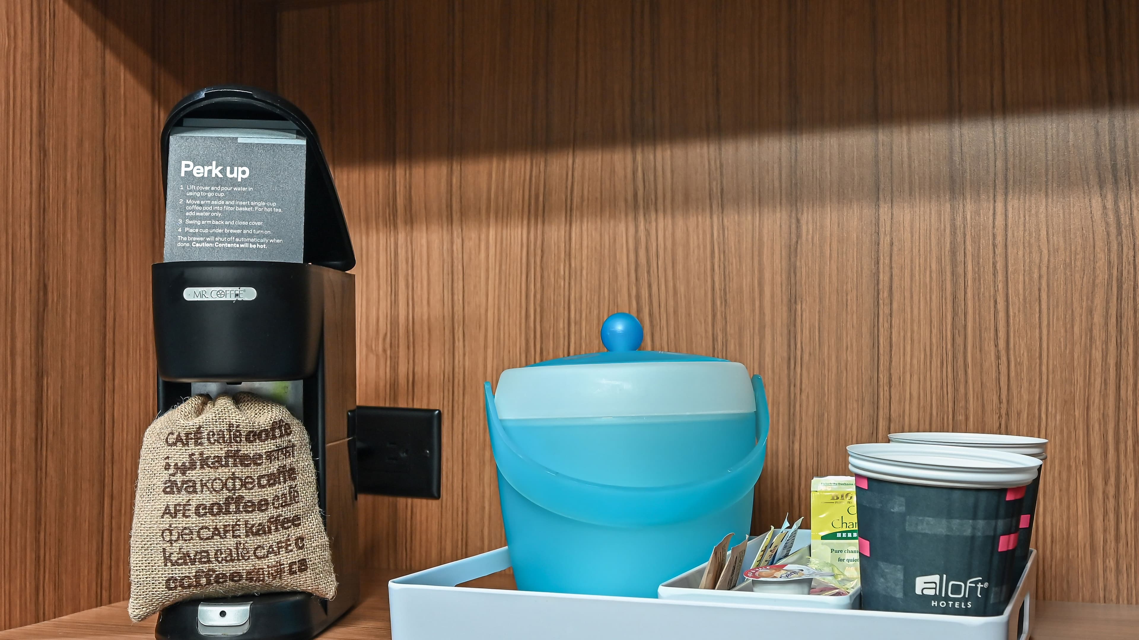 Aloft Room - Image 6