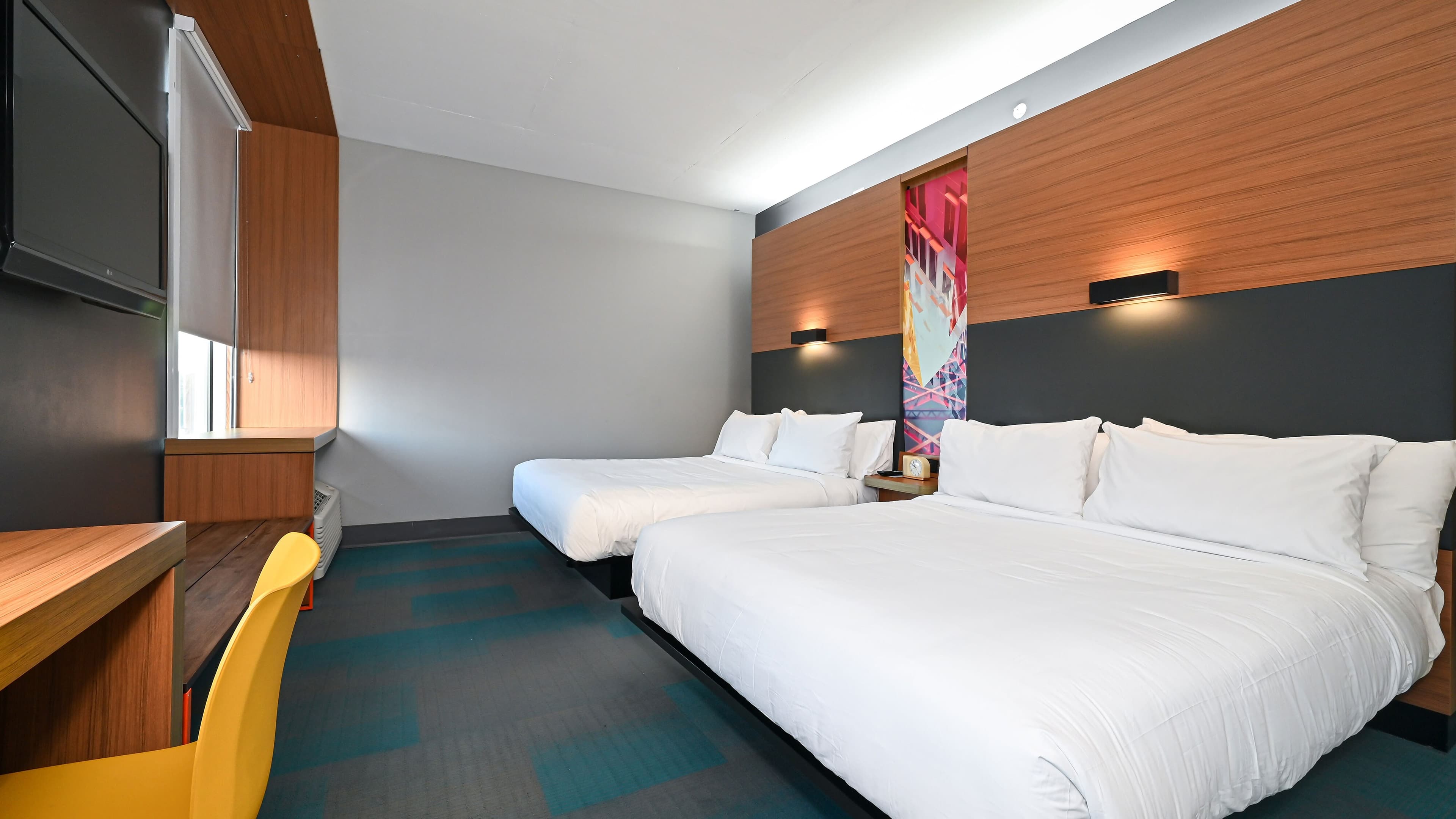 Aloft Room - Image 1