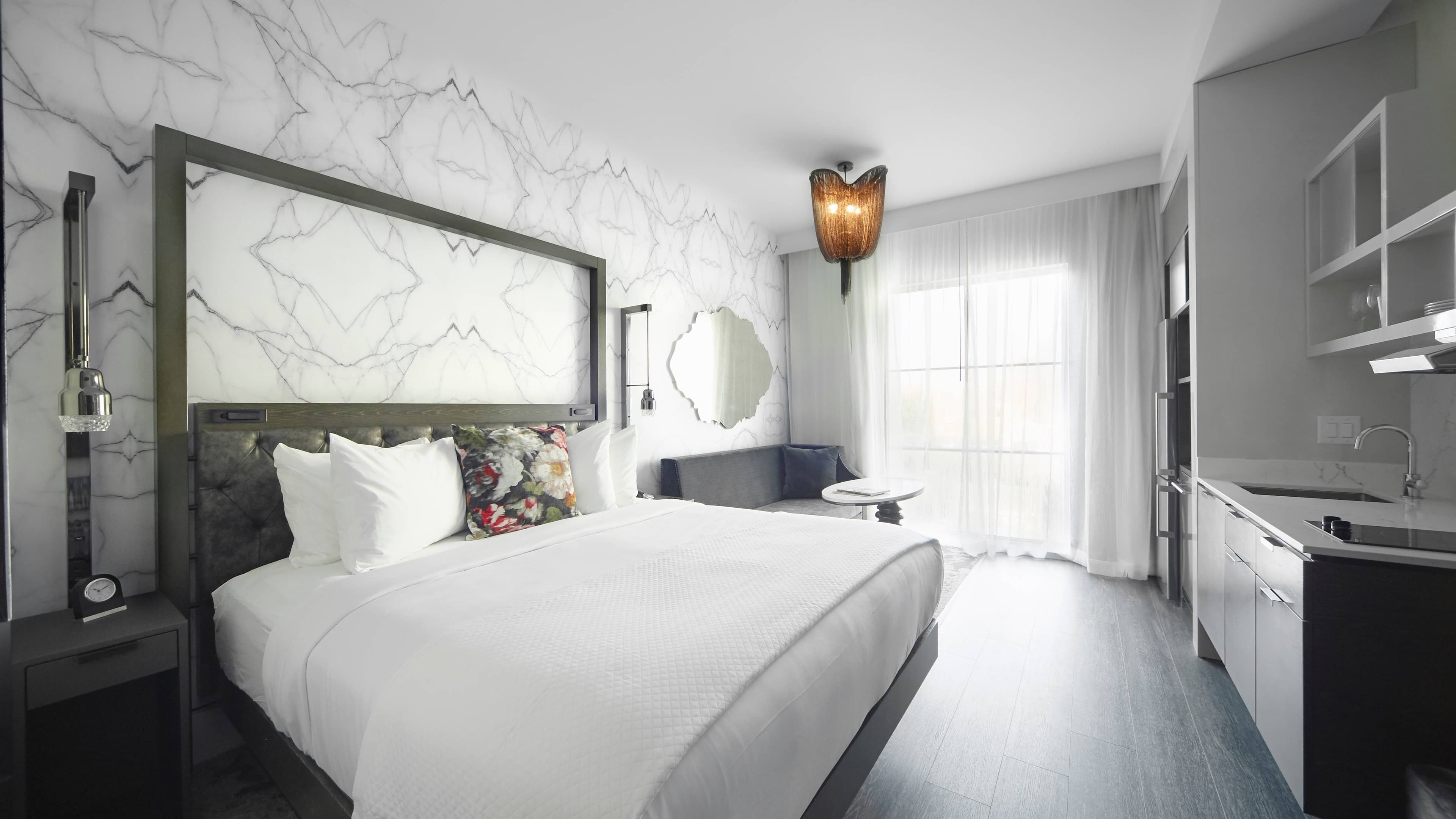 Suite - Image 3