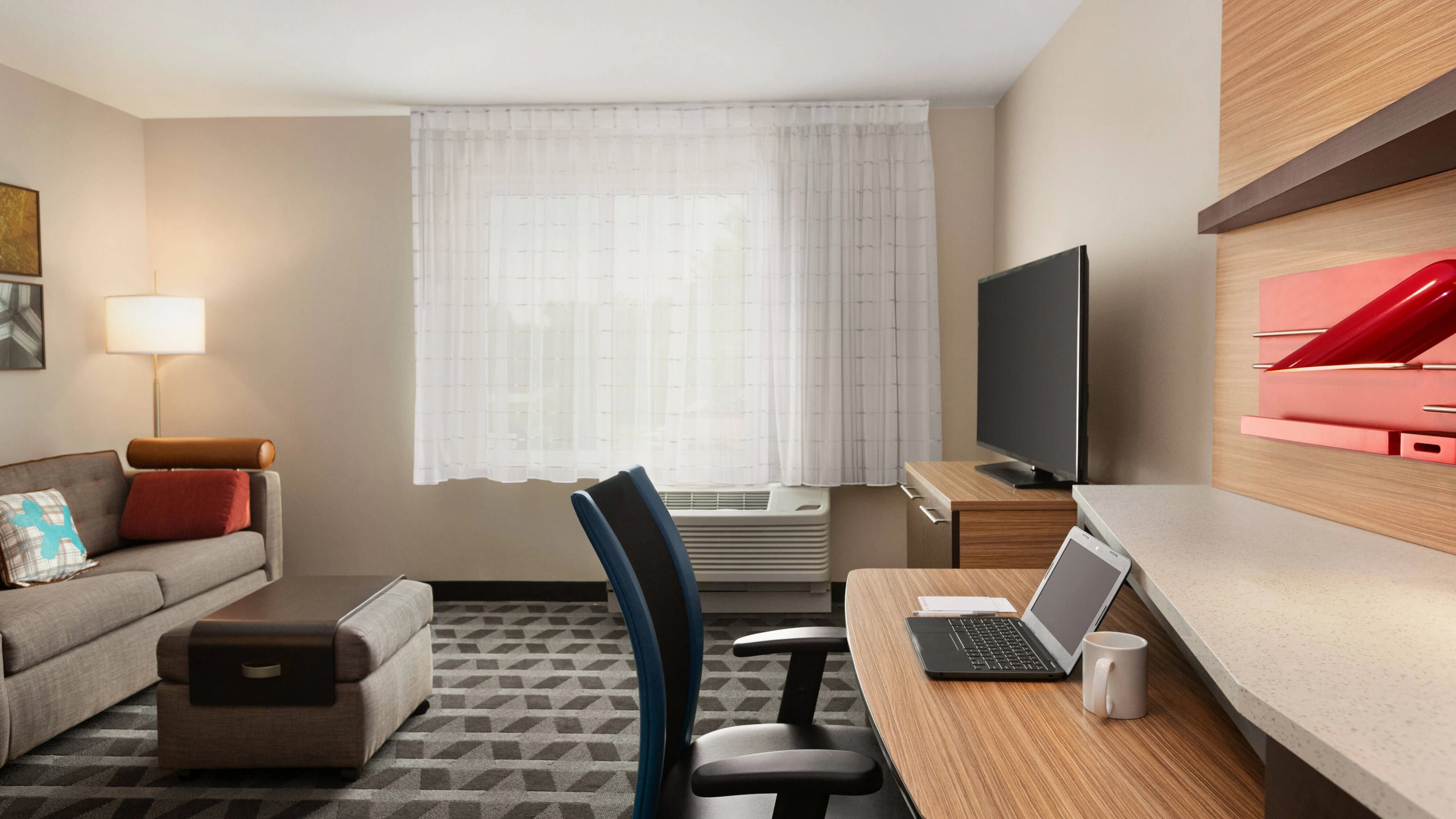 TownePlace Suites Cedar Rapids Marion - Image 3