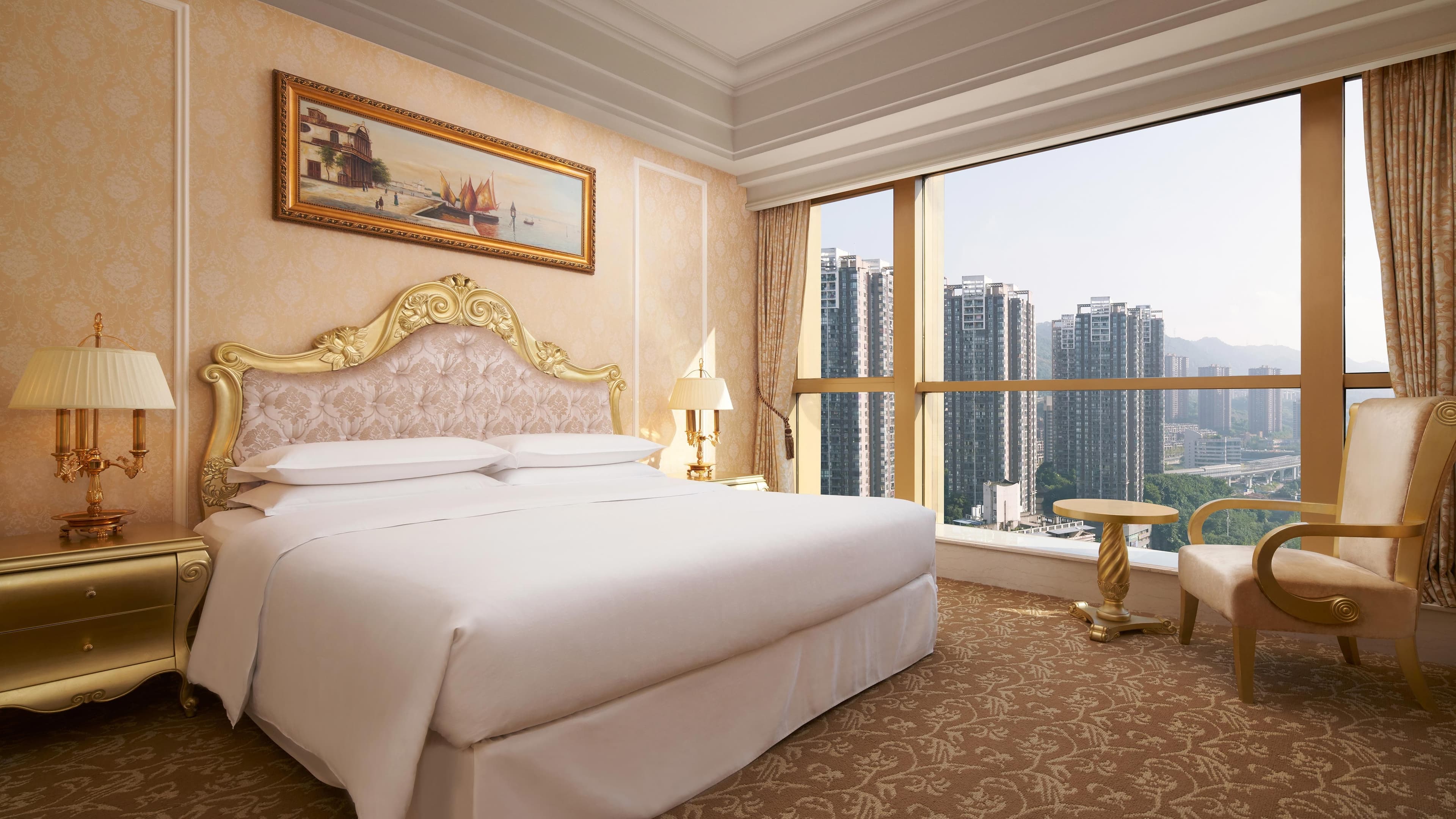 Sheraton Chongqing Hotel - Image 5