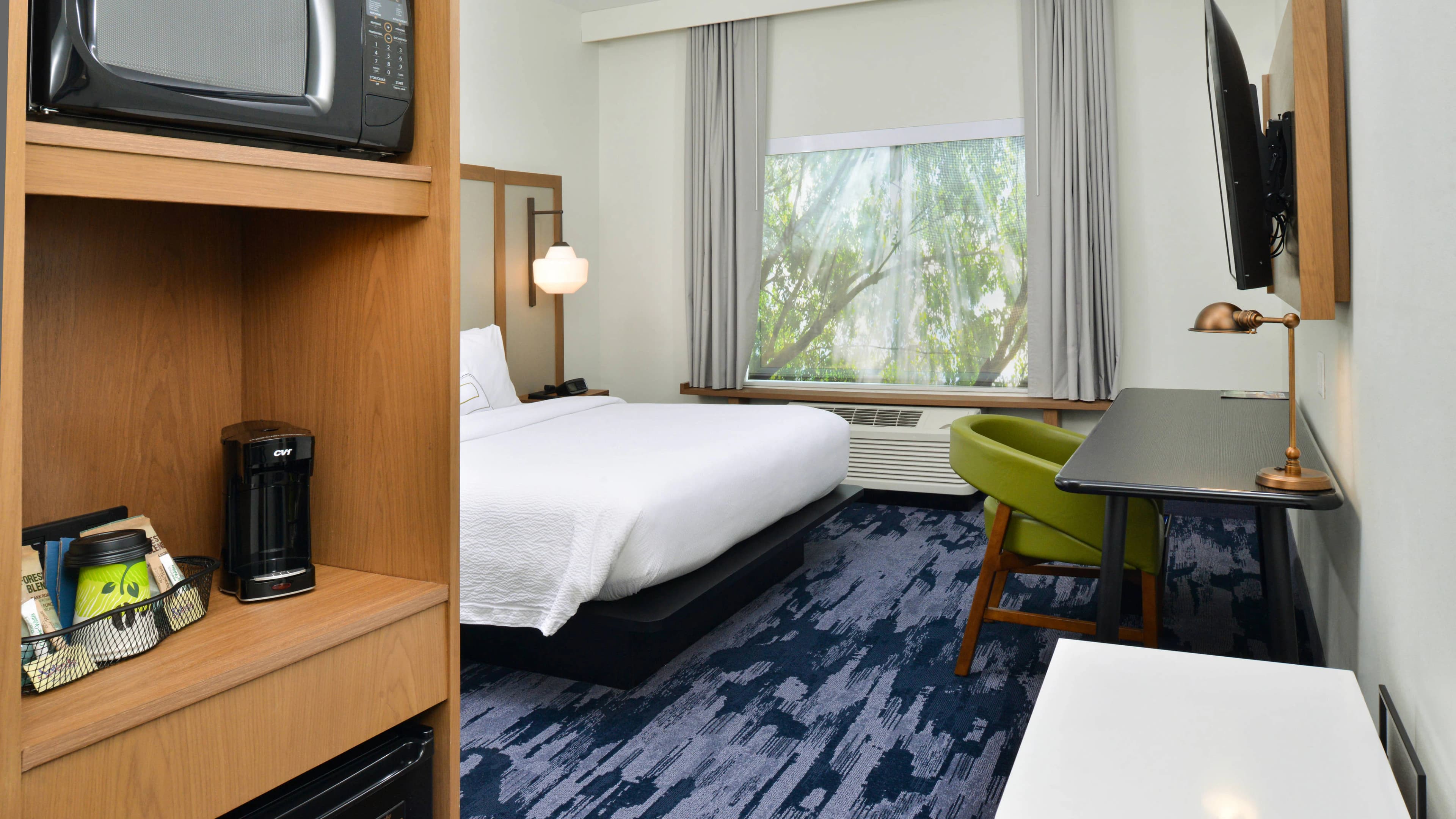 Fairfield Inn & Suites Charlotte University Research Park - Image 2