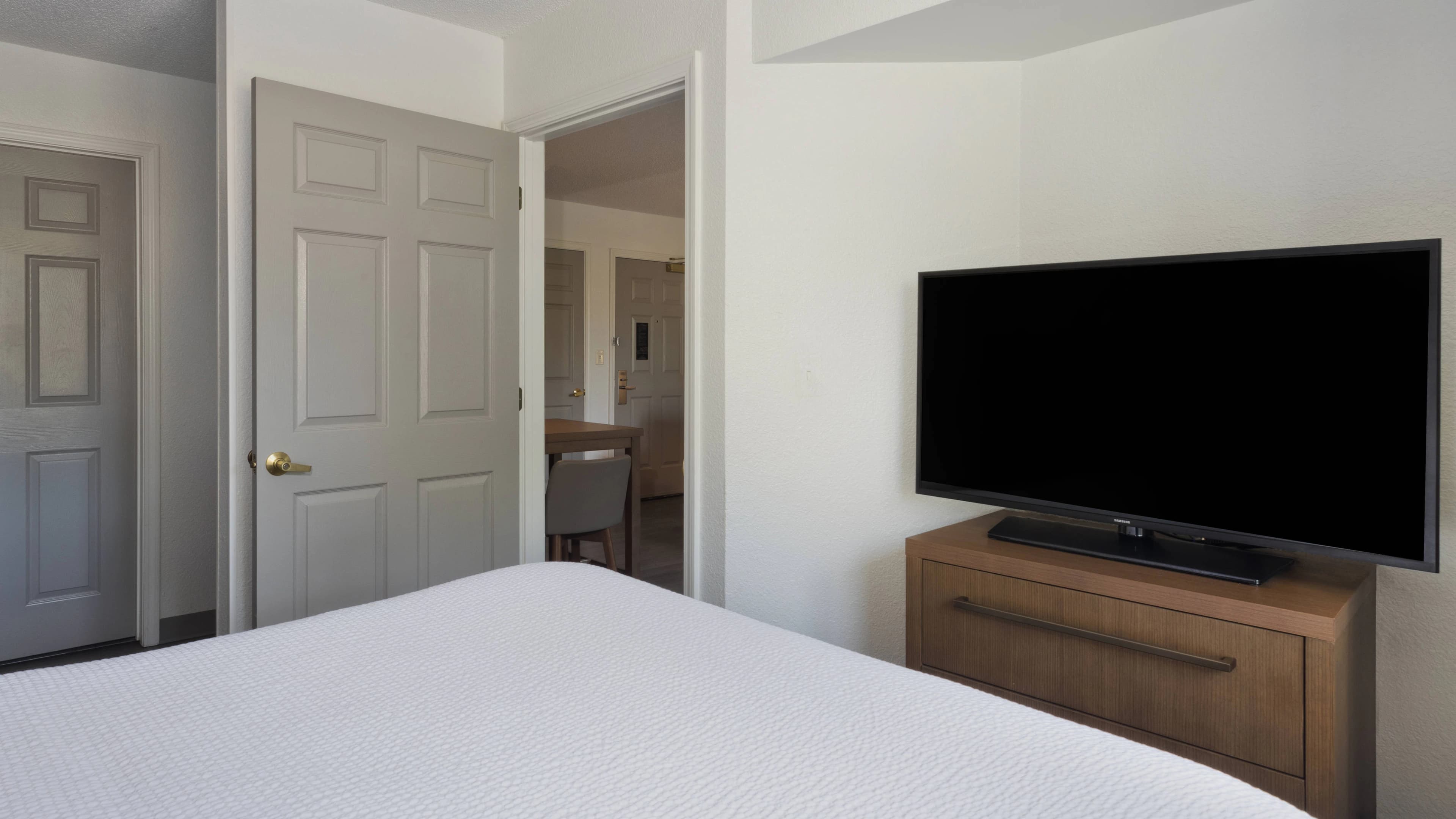 Residence Inn Columbus - Image 4
