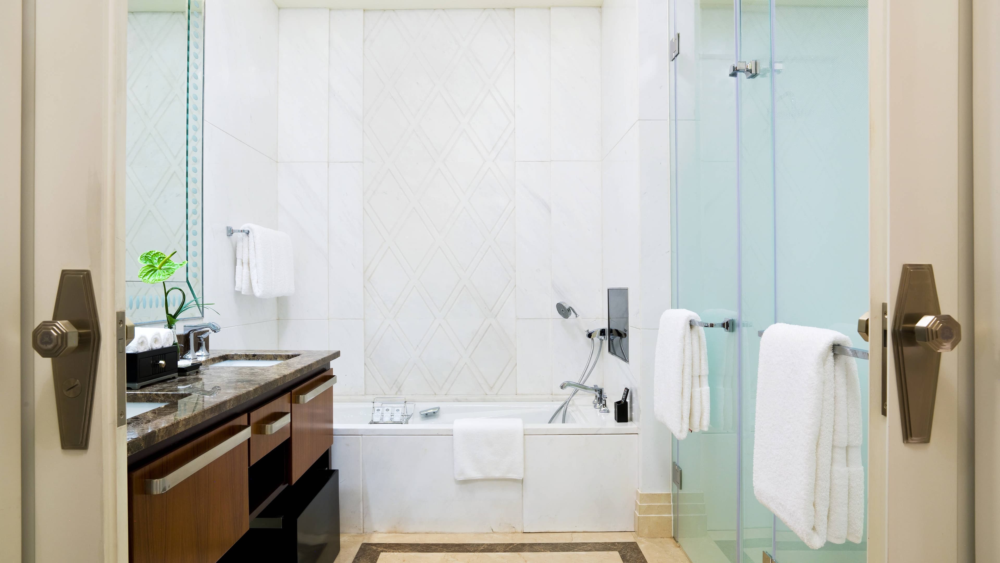 The St. Regis Chengdu - Image 3