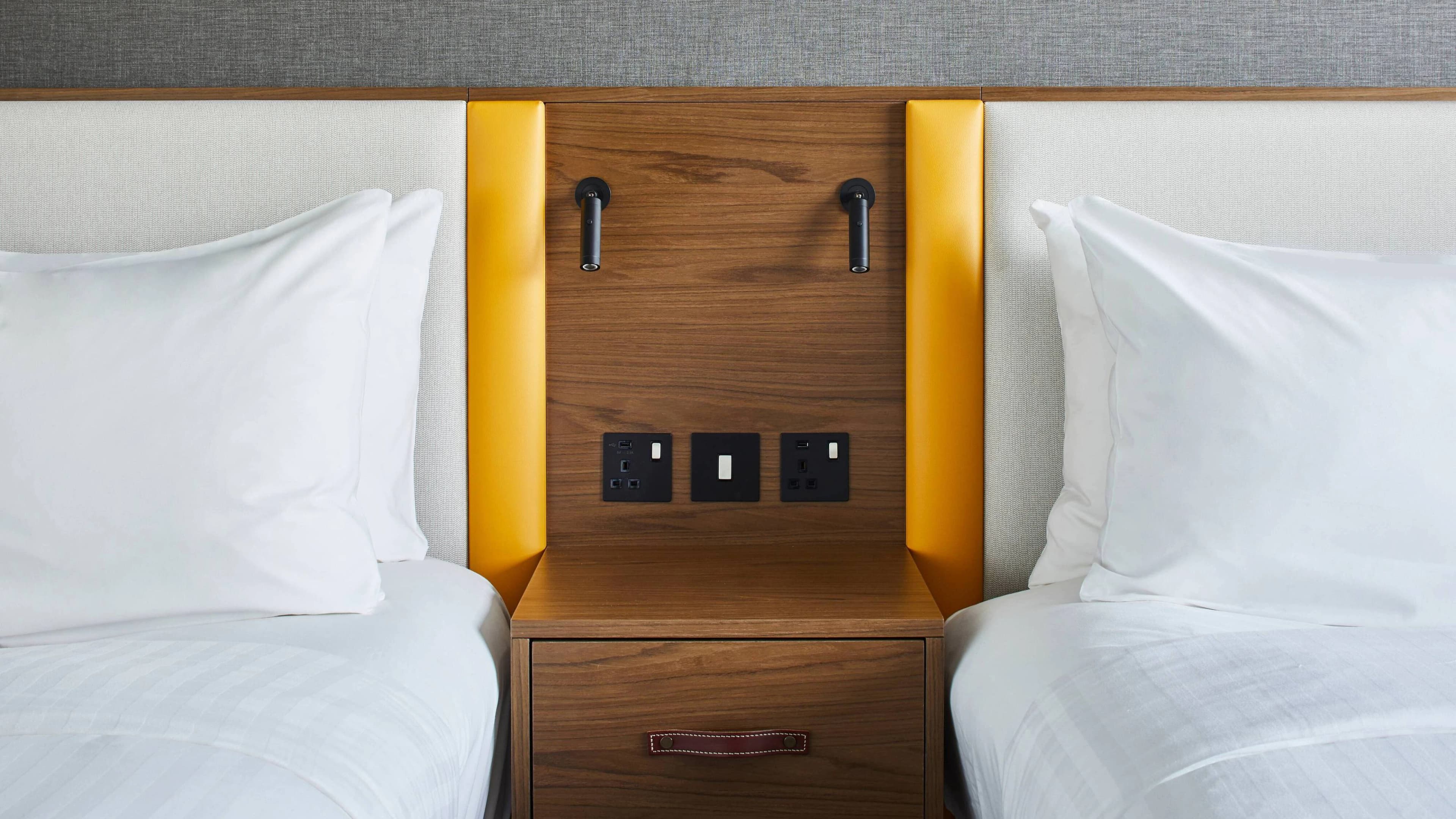 Cardiff Marriott Hotel - Image 4