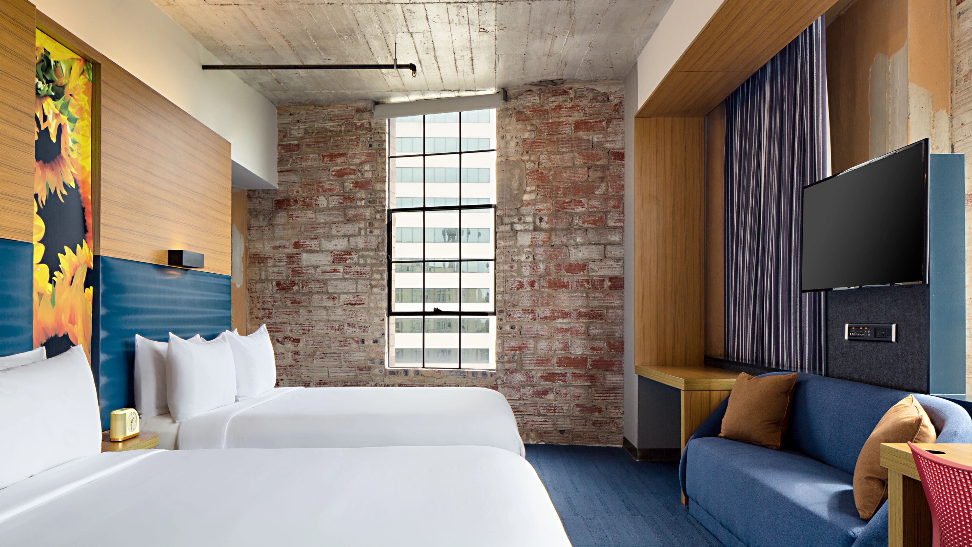Aloft Dallas Downtown - Image 5