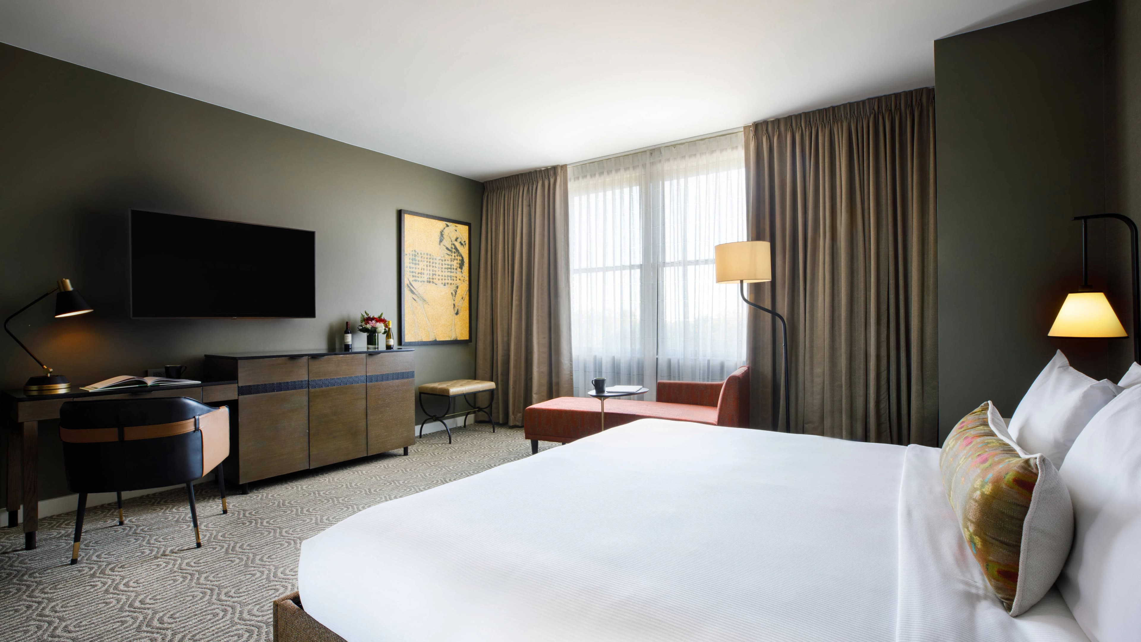 Hotel Vin, Autograph Collection - Image 2