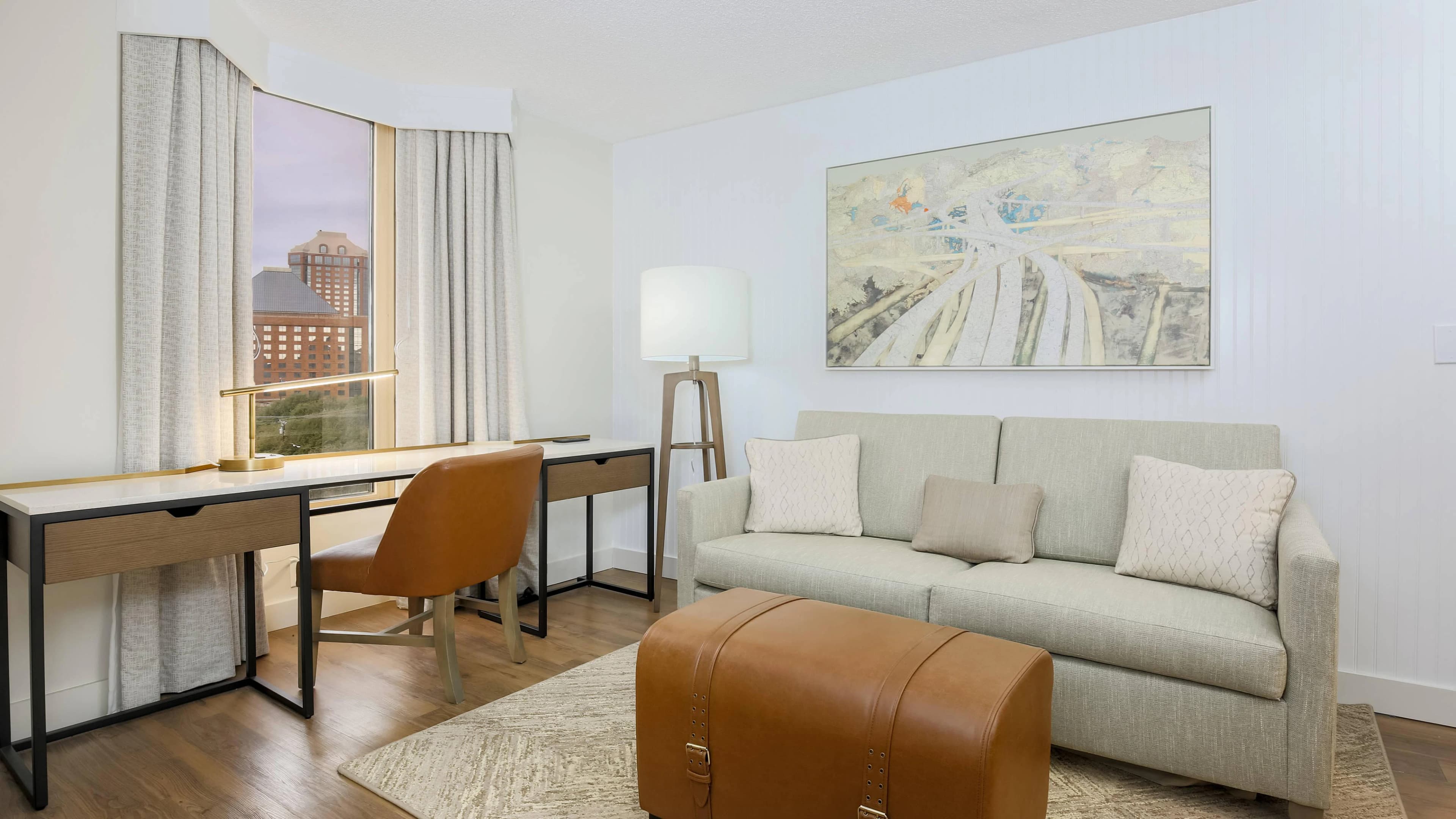 Suite - Image 4