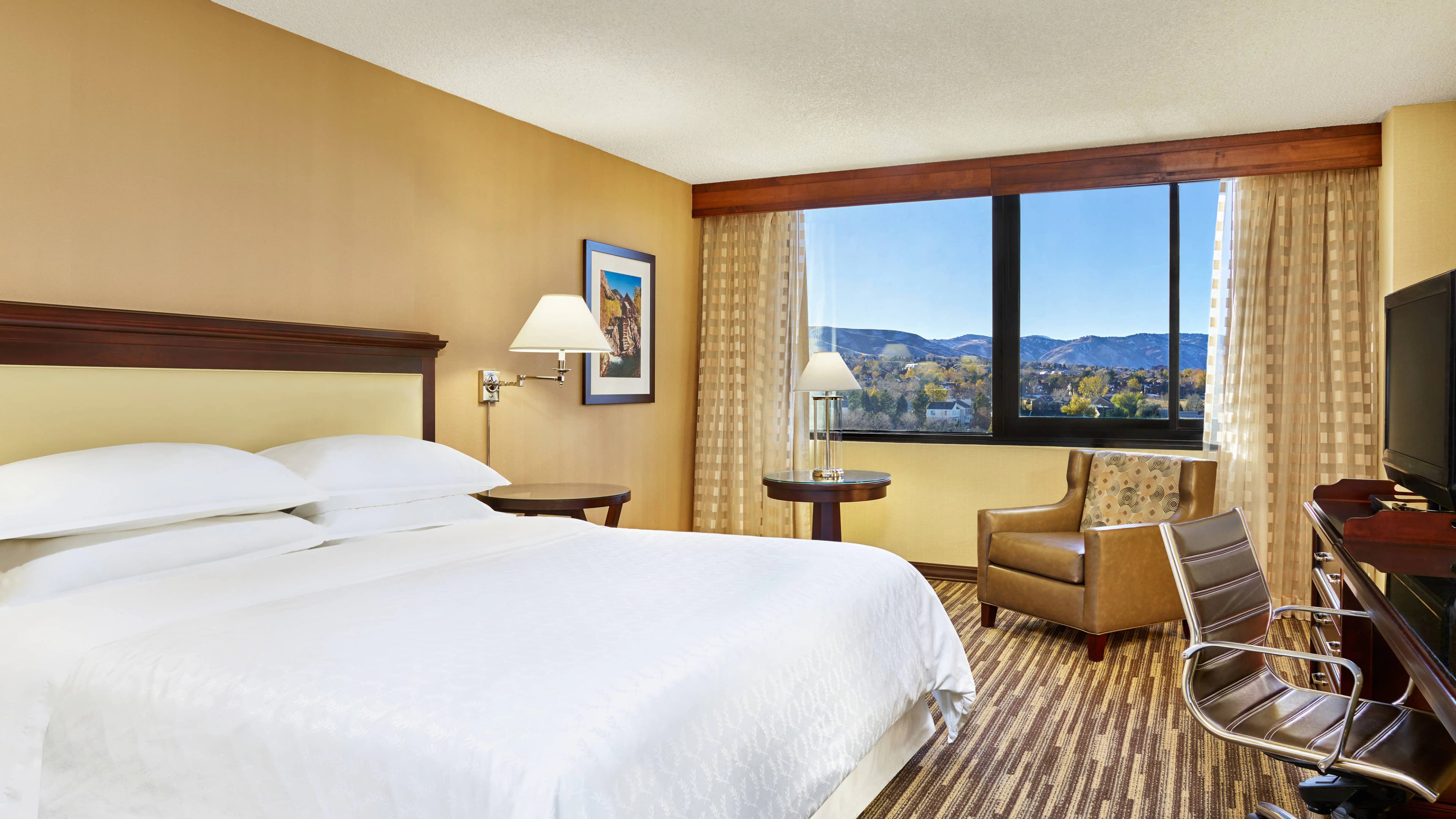 Sheraton Denver West Hotel - Image 2