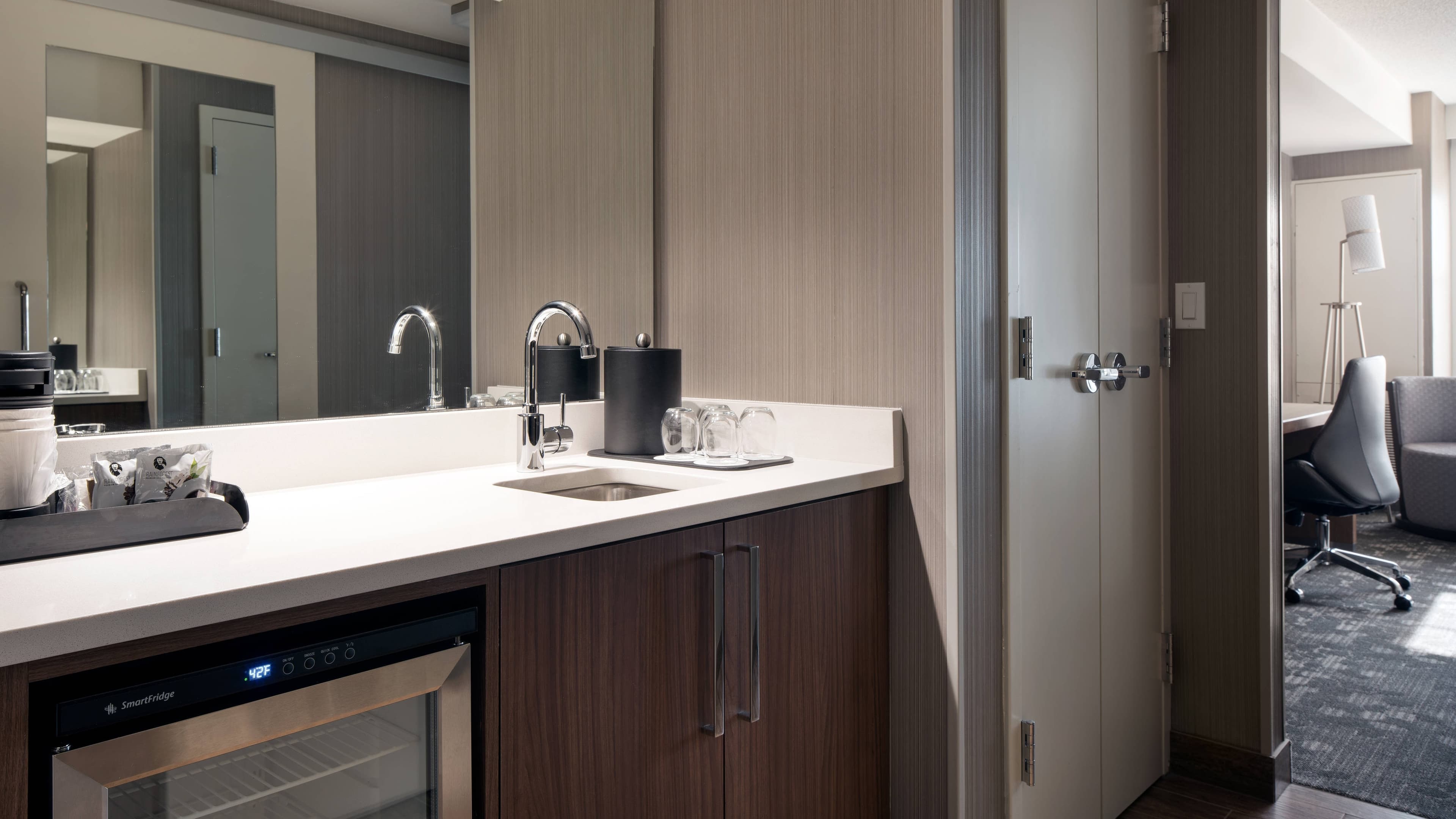 Courtyard Denver Airport at Gateway Park - Image 5