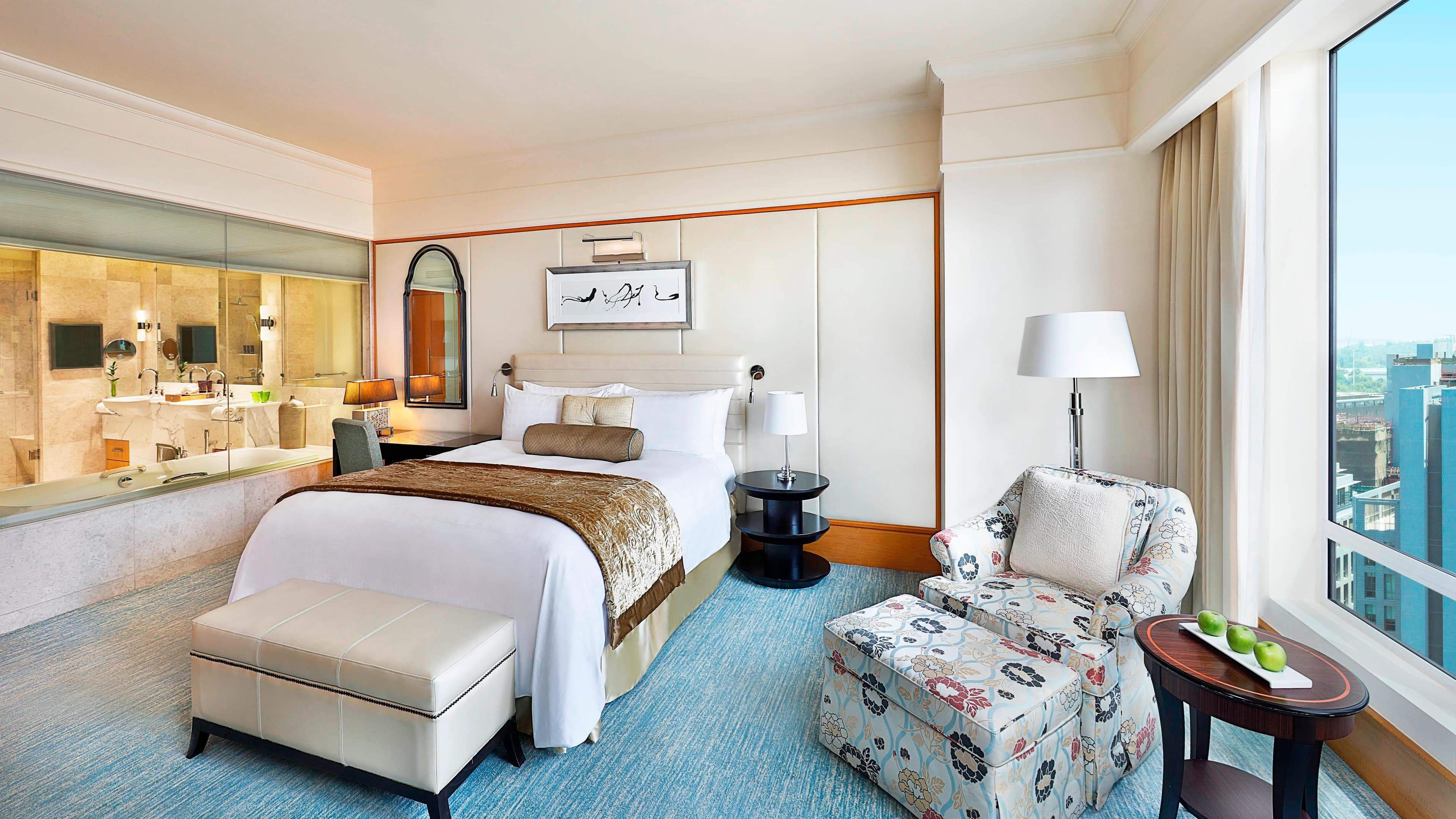 The Ritz-Carlton, Dubai International Financial Centre - Image 2