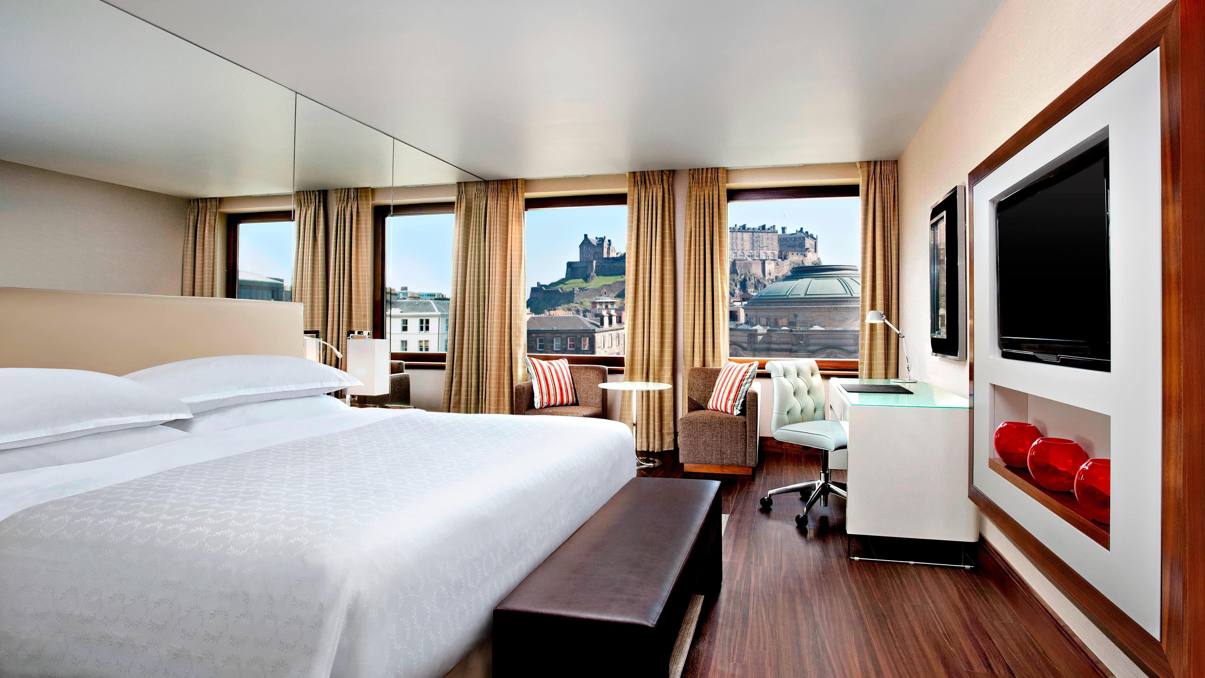 Sheraton Grand Hotel & Spa, Edinburgh - Image 2