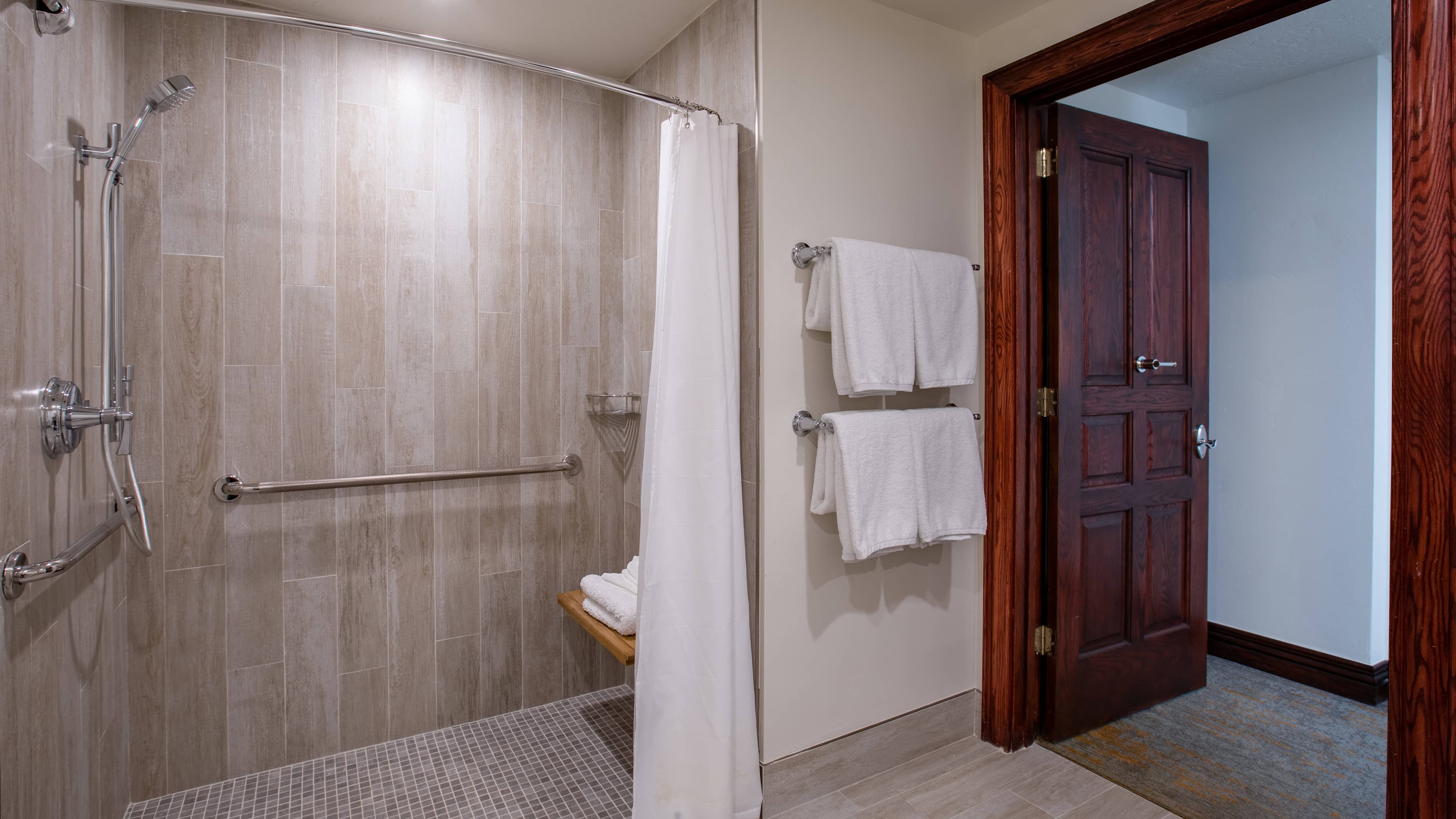 Suite - Image 9