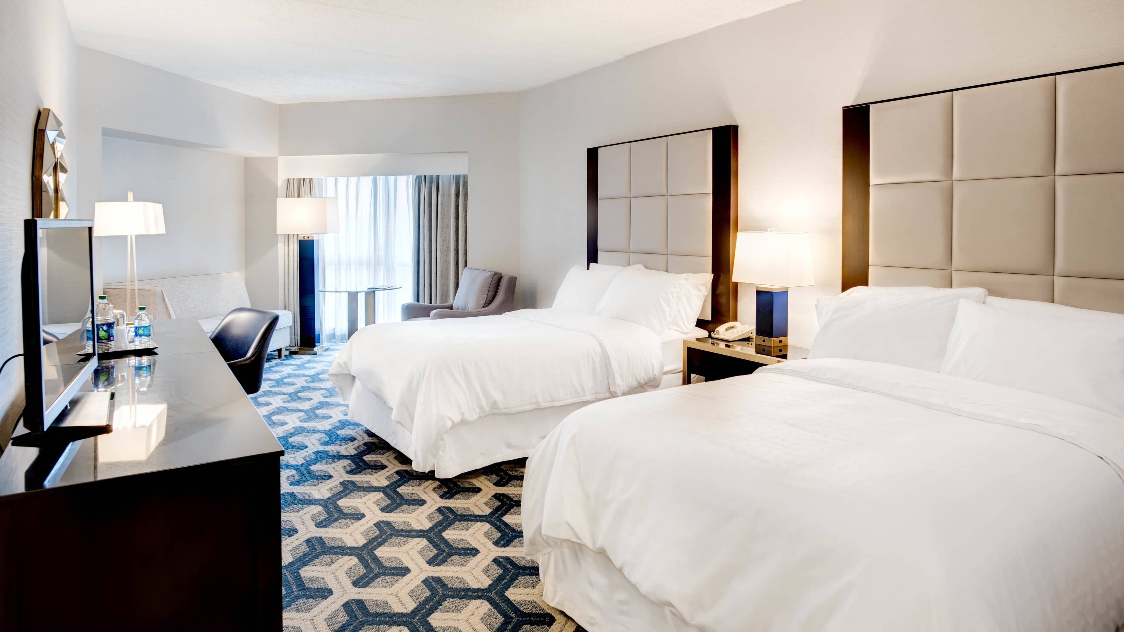 Sheraton Eatontown Hotel - Image 5