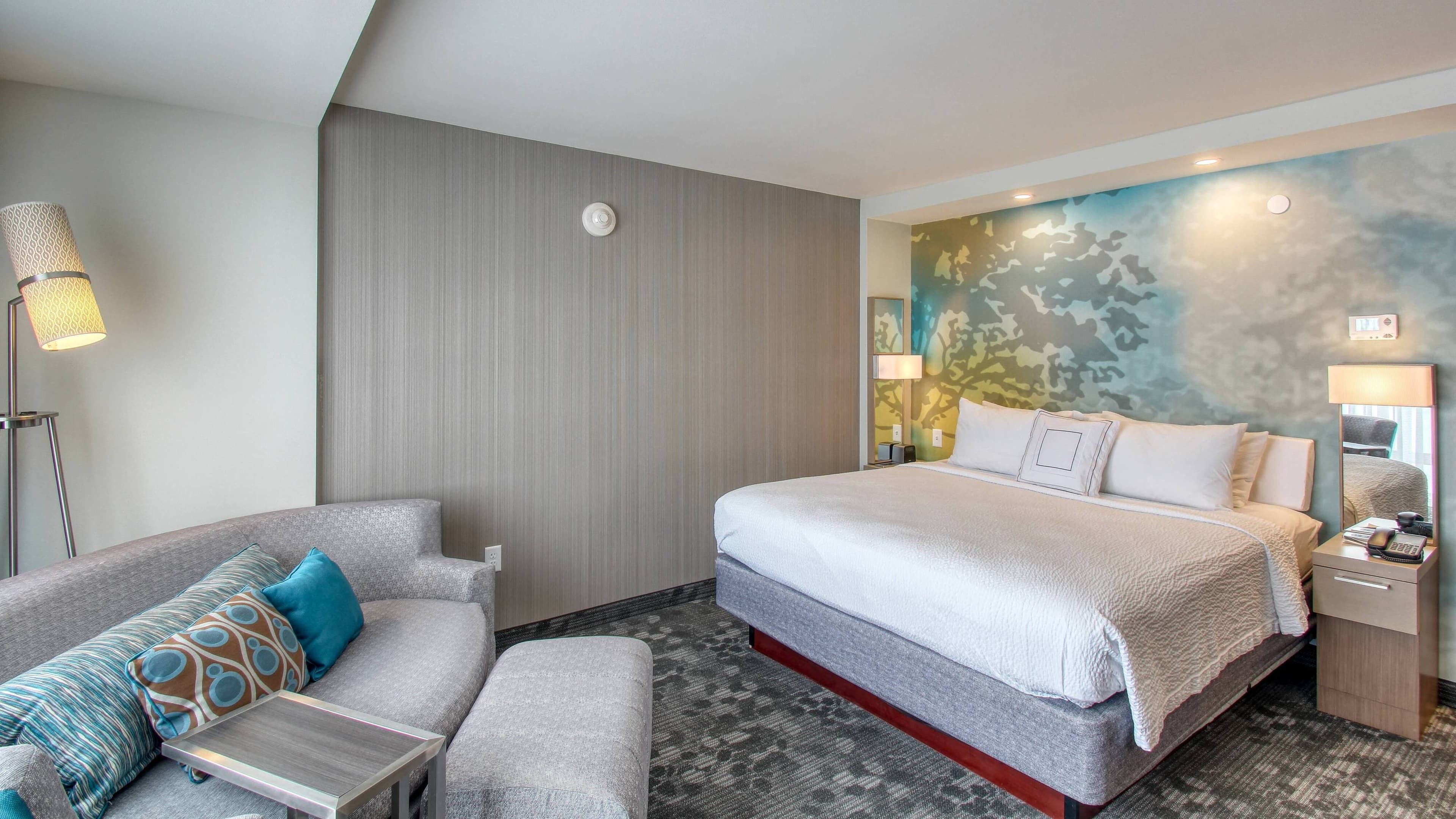 Courtyard Fargo - Image 4