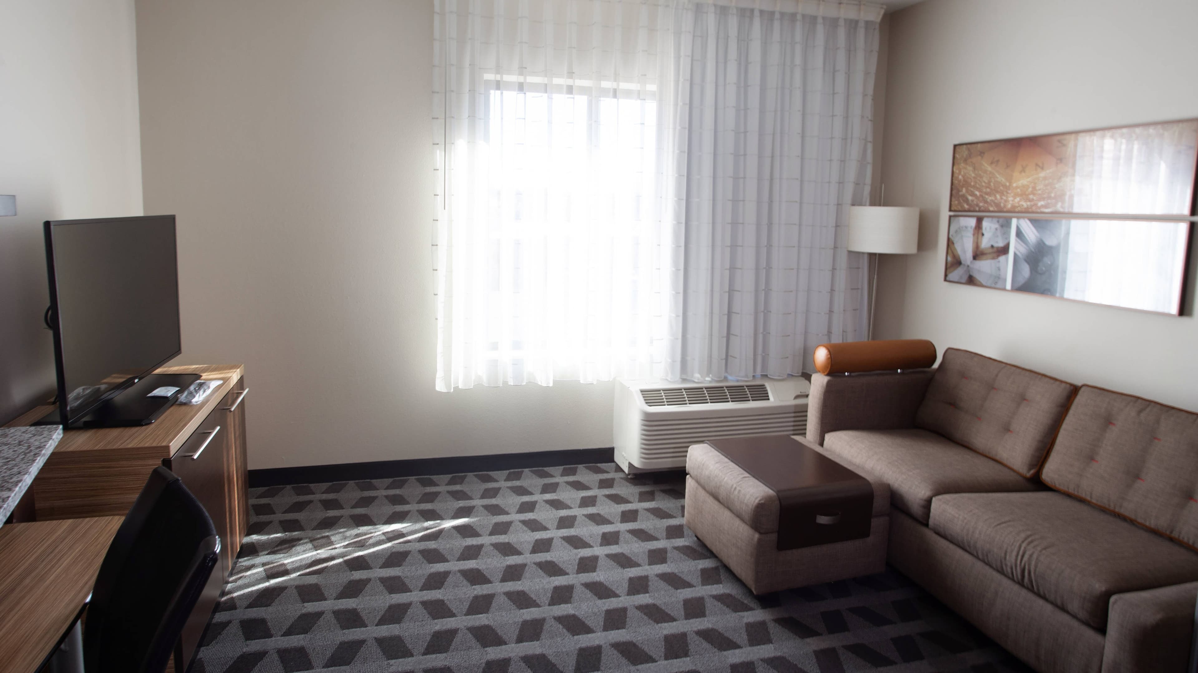 TownePlace Suites Southern Pines Aberdeen - Image 2