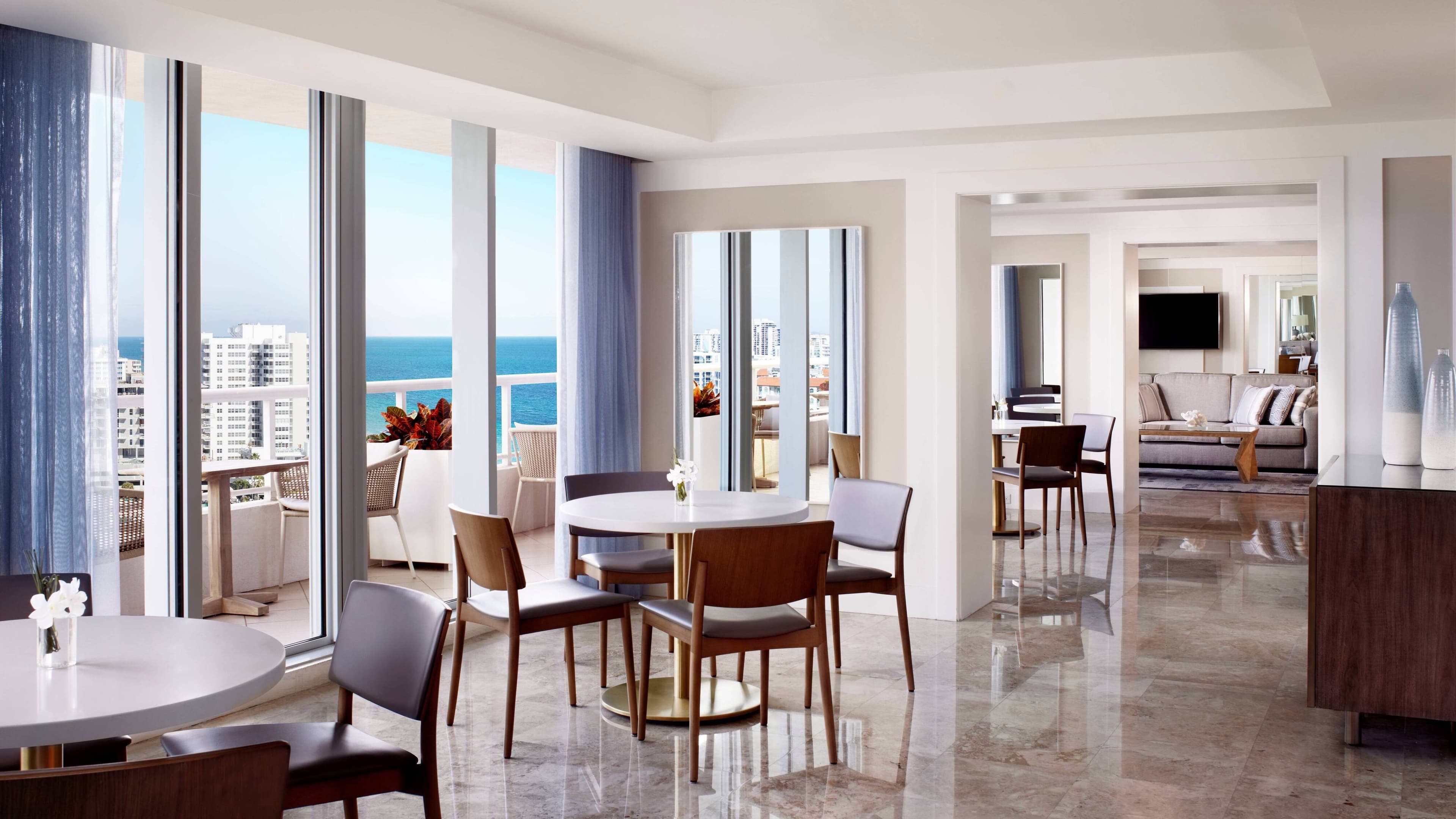 Ocean view - Image 7