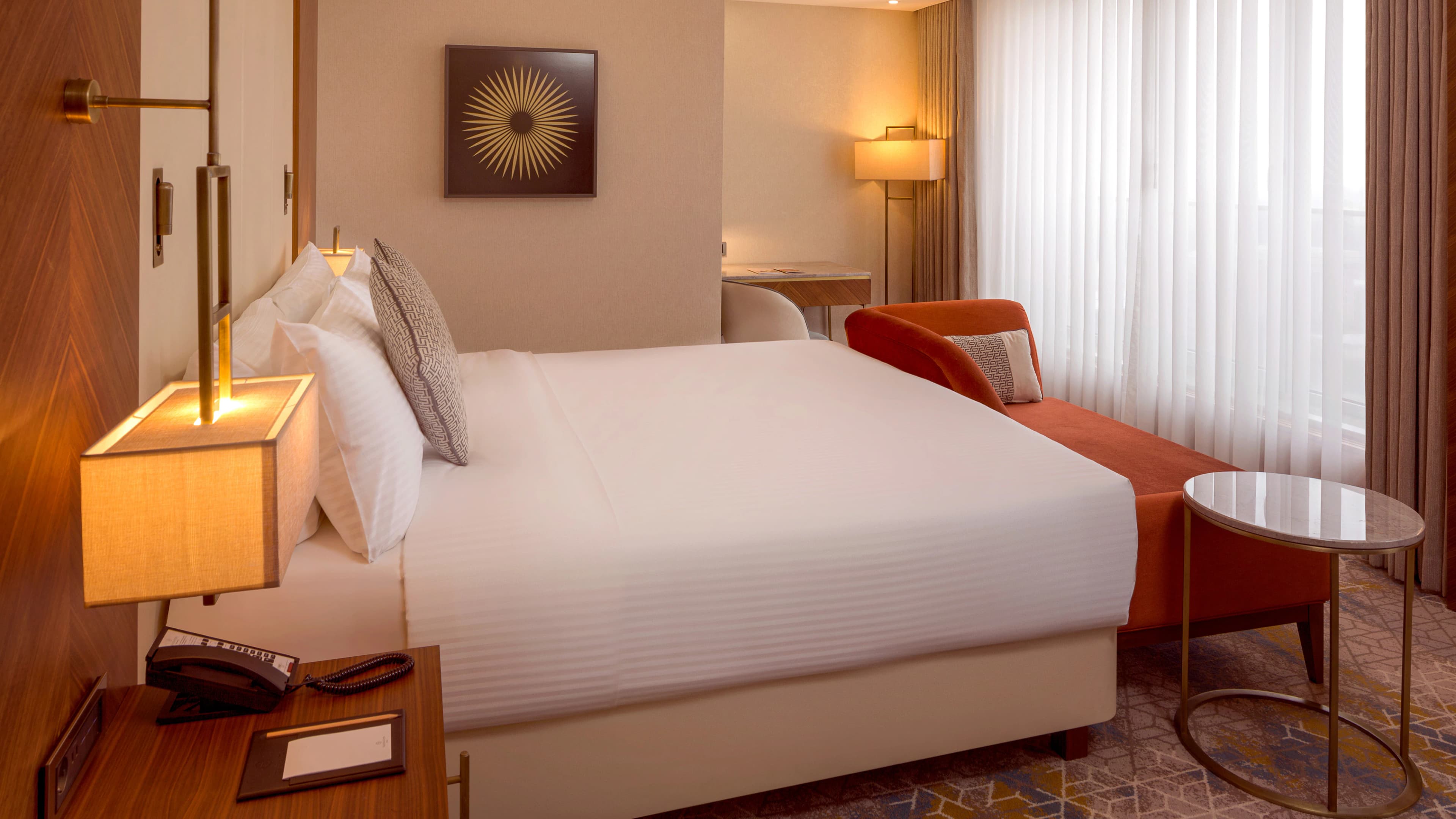 Deluxe Guest room - Image 5