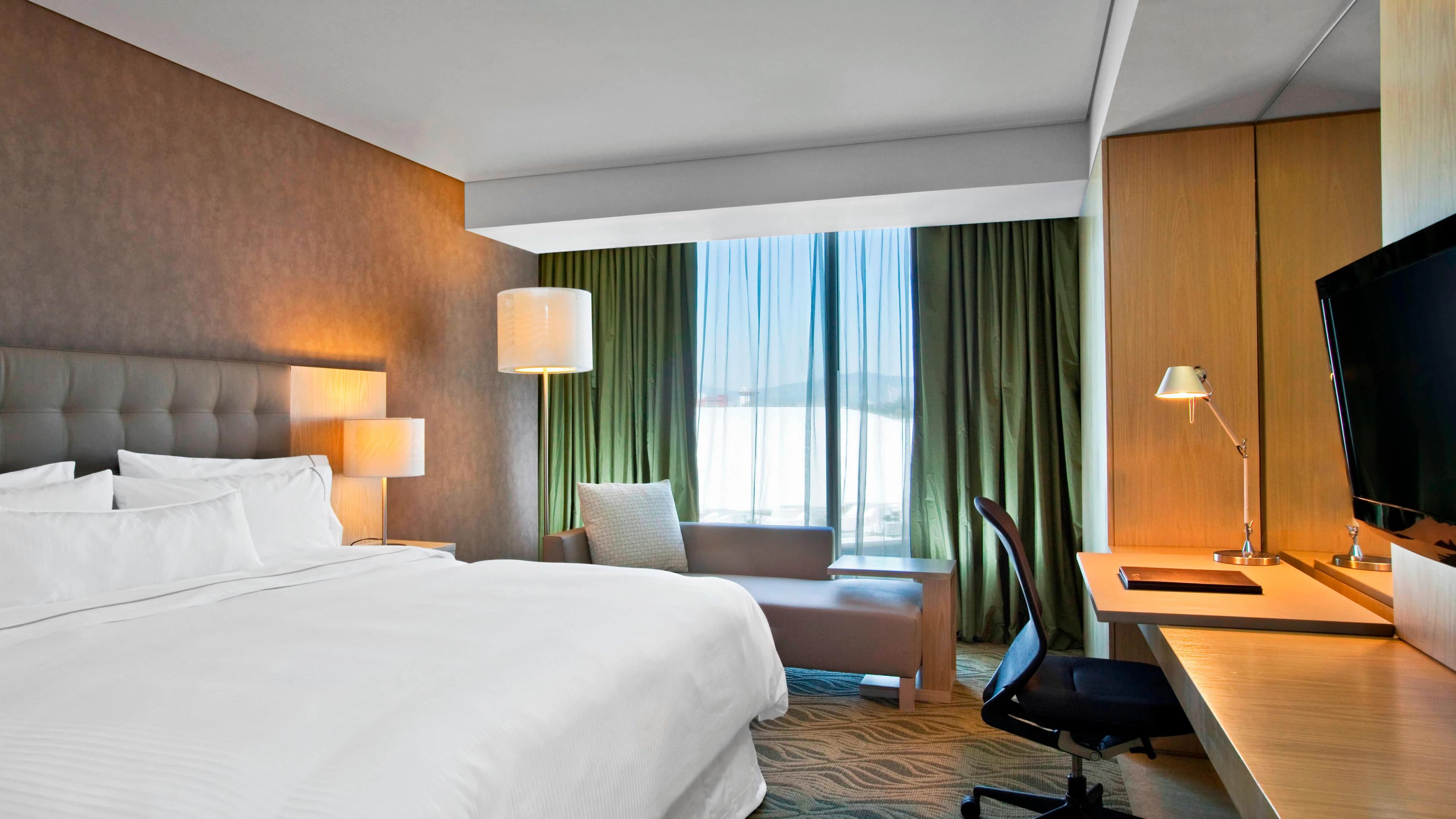 The Westin Guadalajara - Image 2
