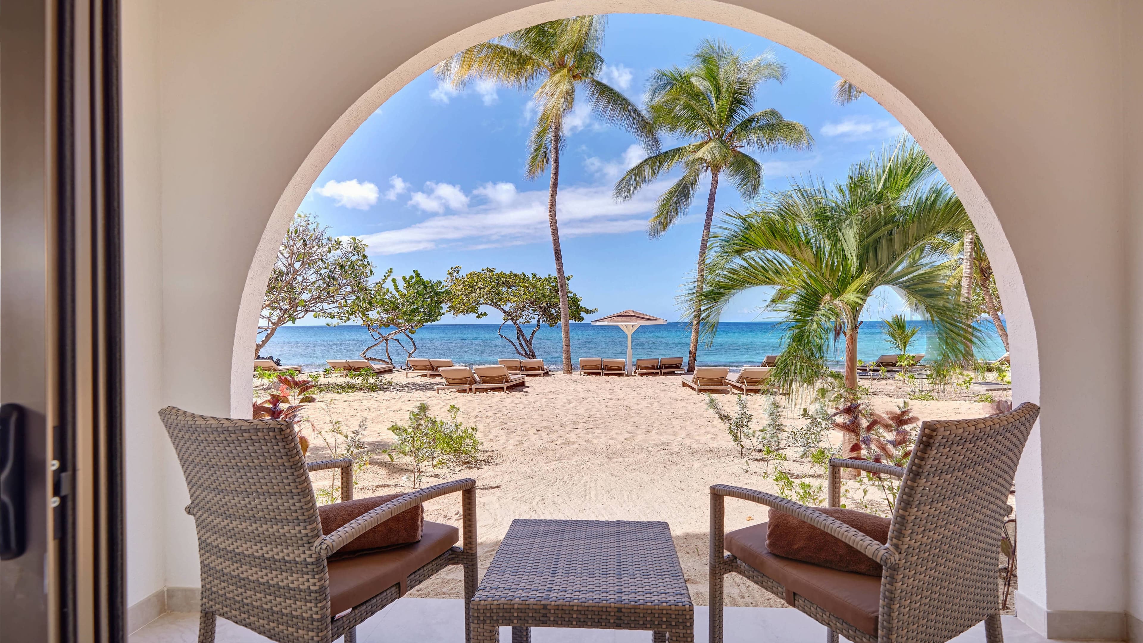 Butler Service Beachfront - Image 6