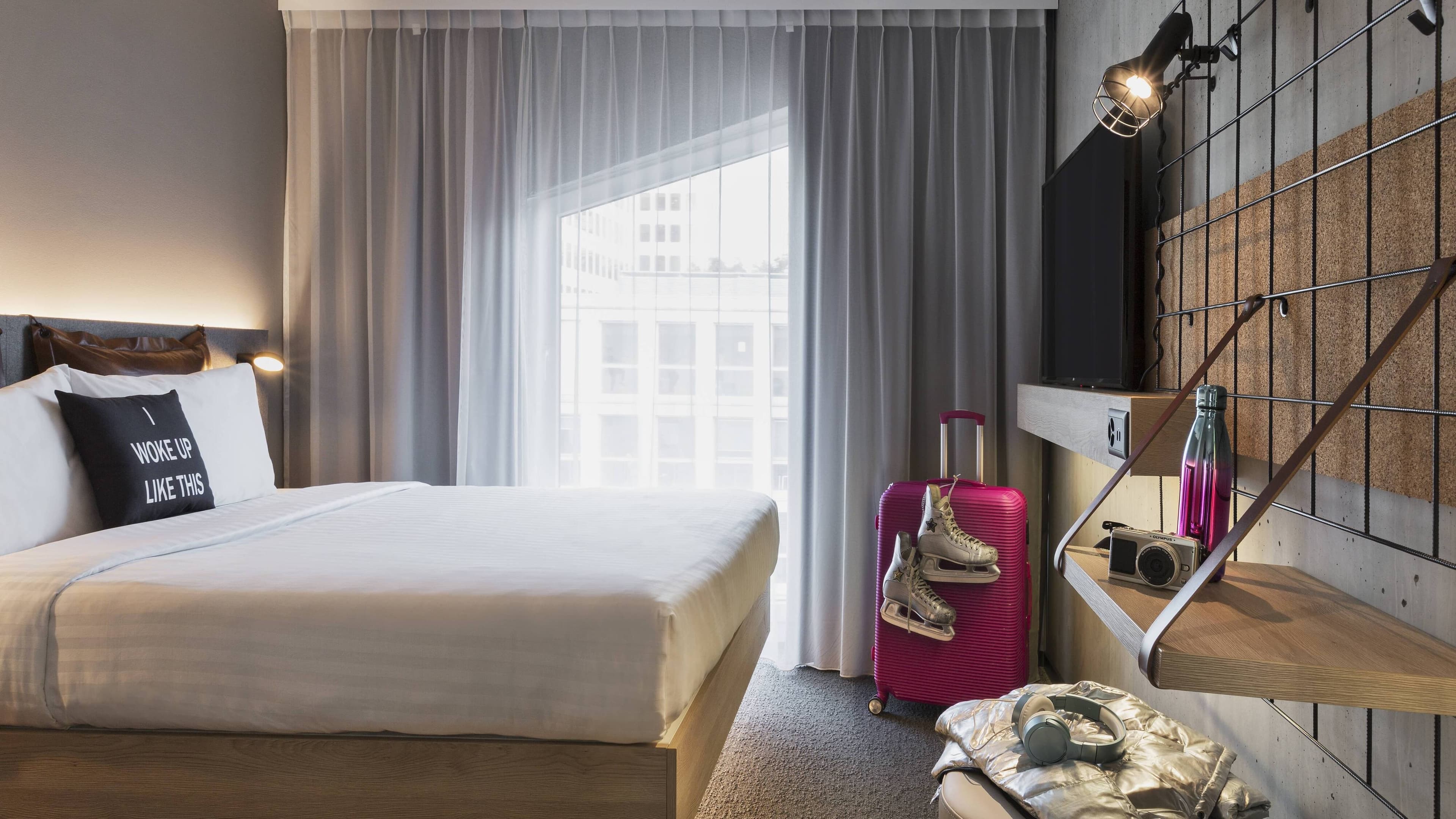 Moxy Sleeper Queen - Image 3