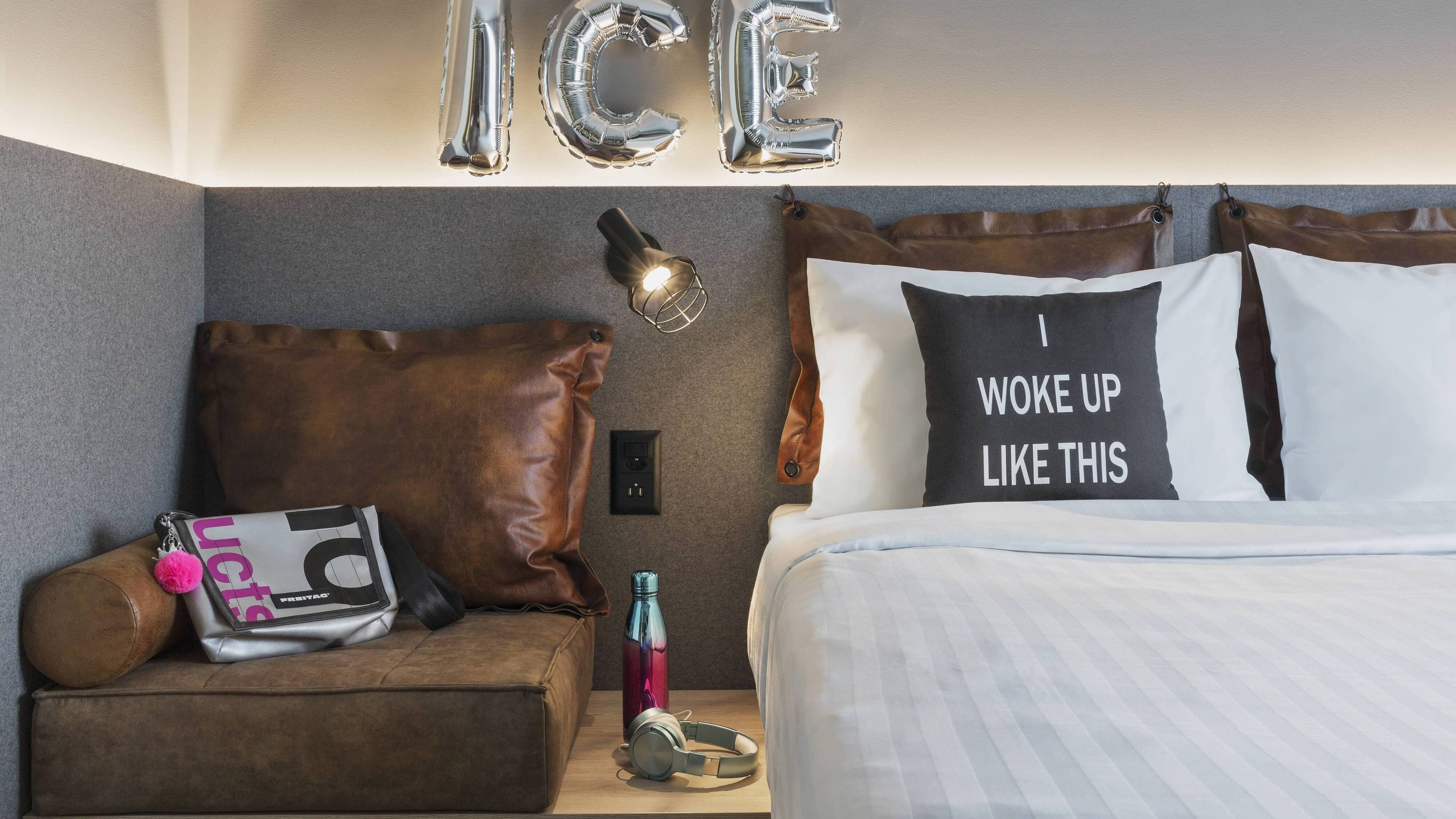 Moxy Sleeper Queen - Image 1