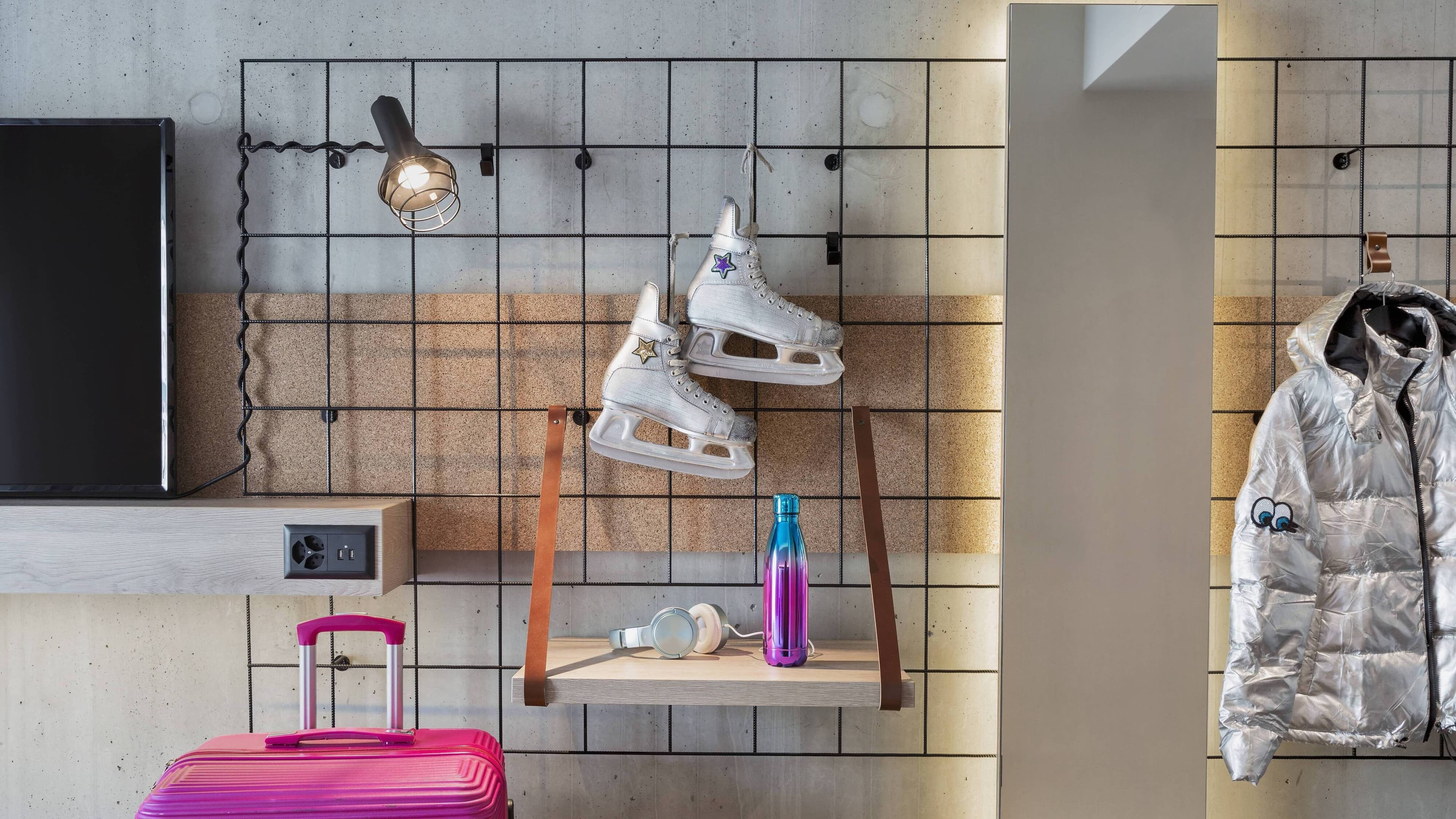 Moxy Sleeper Queen - Image 2