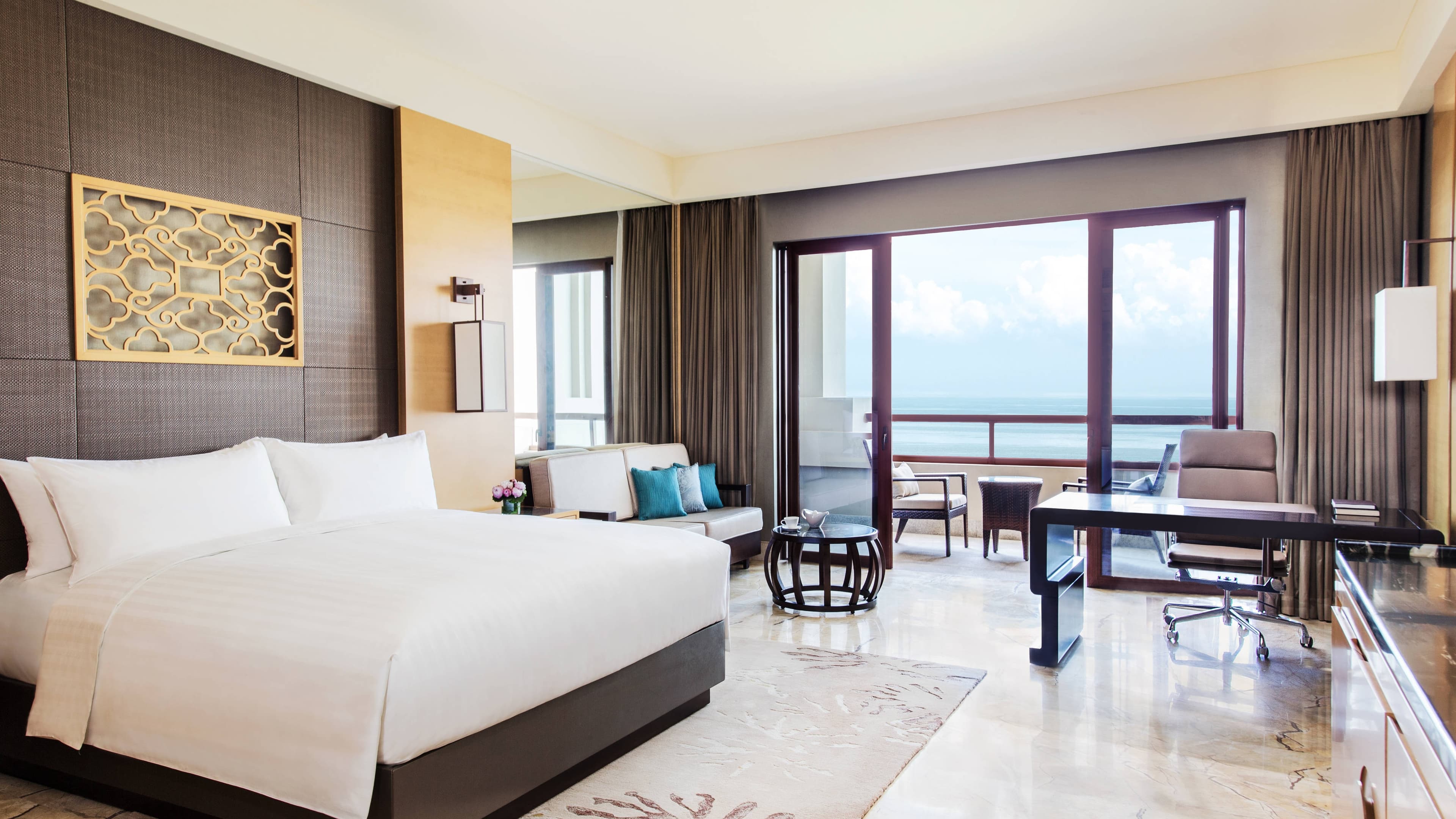 Haikou Marriott Hotel - Image 4