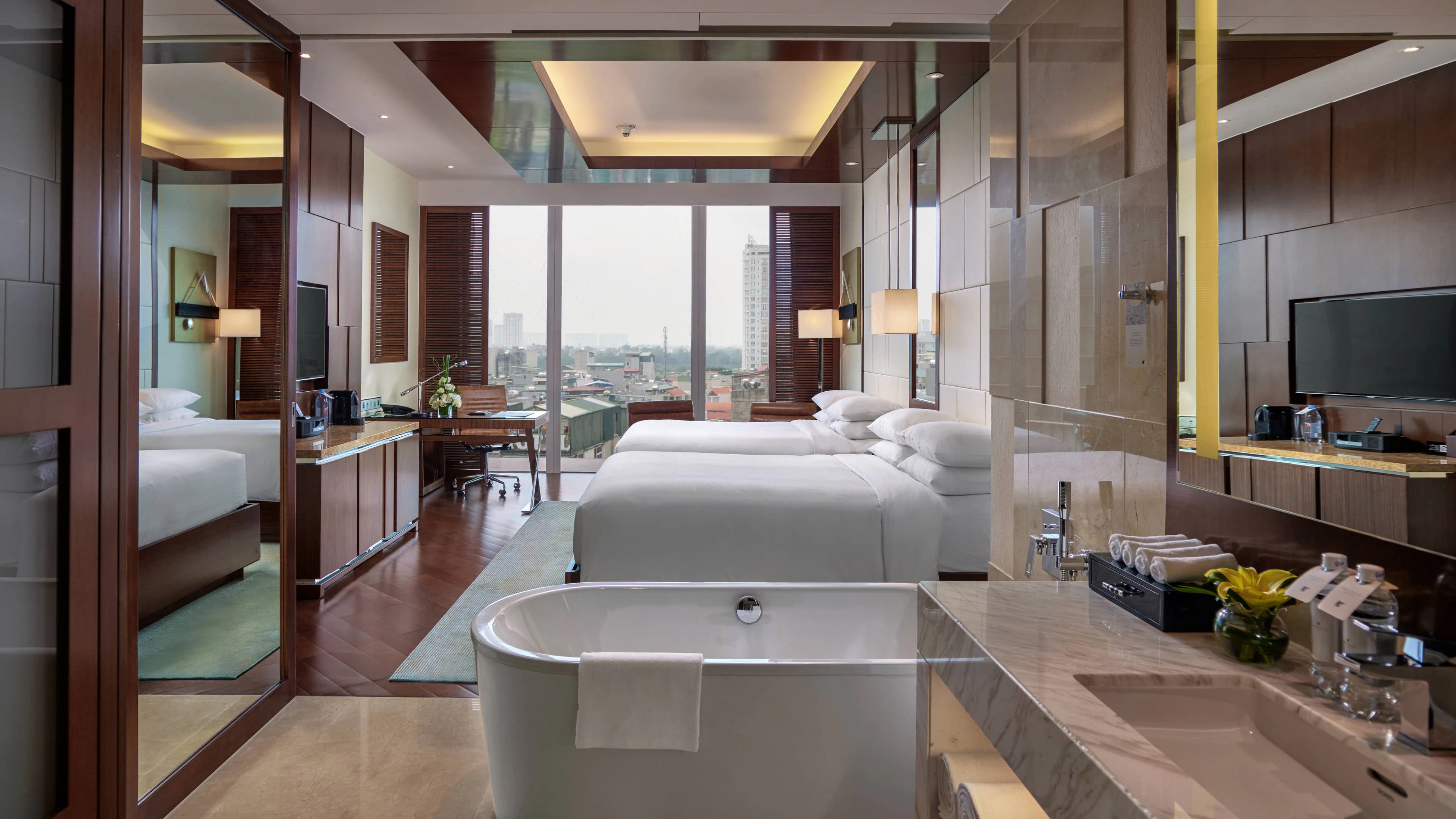 JW Marriott Hotel Hanoi - Image 2