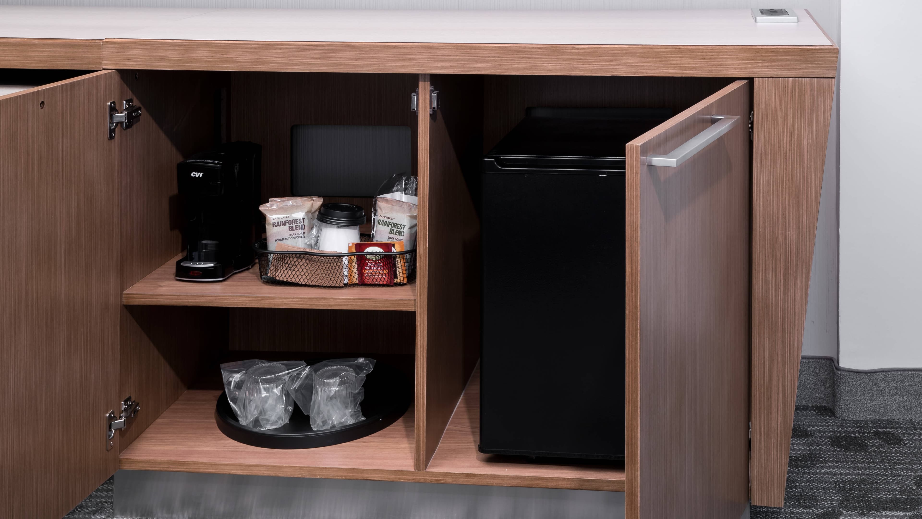 Courtyard Hilton Head Island - Image 5