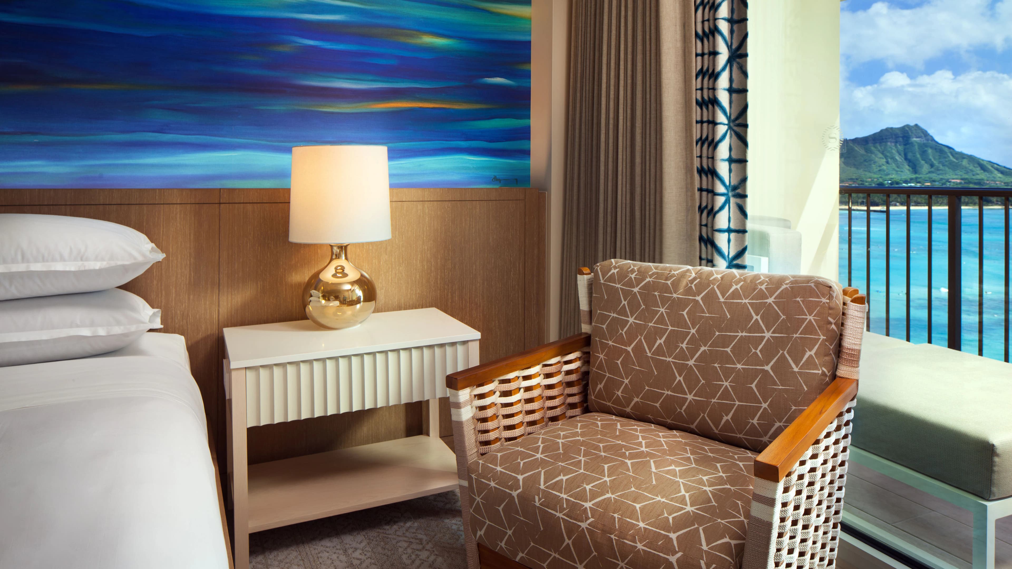 Sheraton Waikiki Beach Resort - Image 4