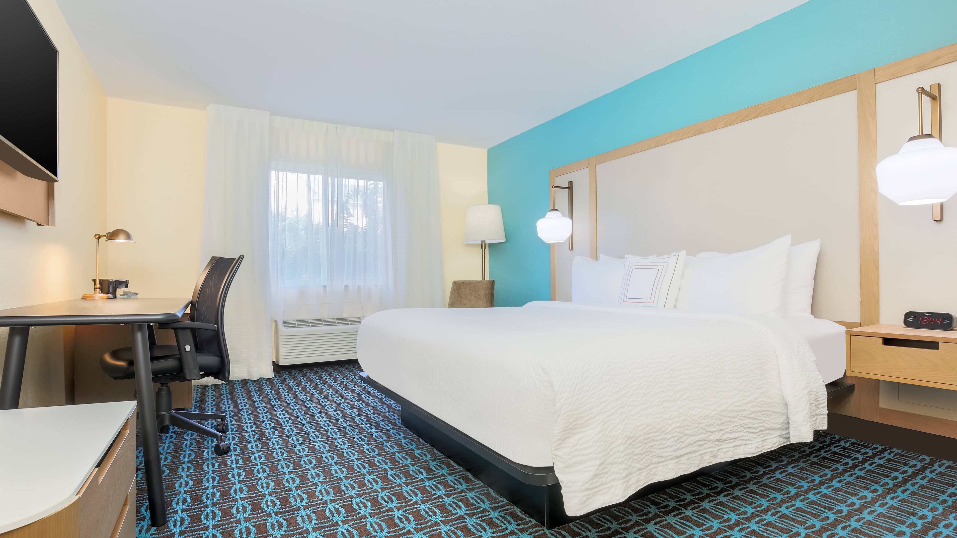 Fairfield Inn & Suites Houston Humble - Image 2