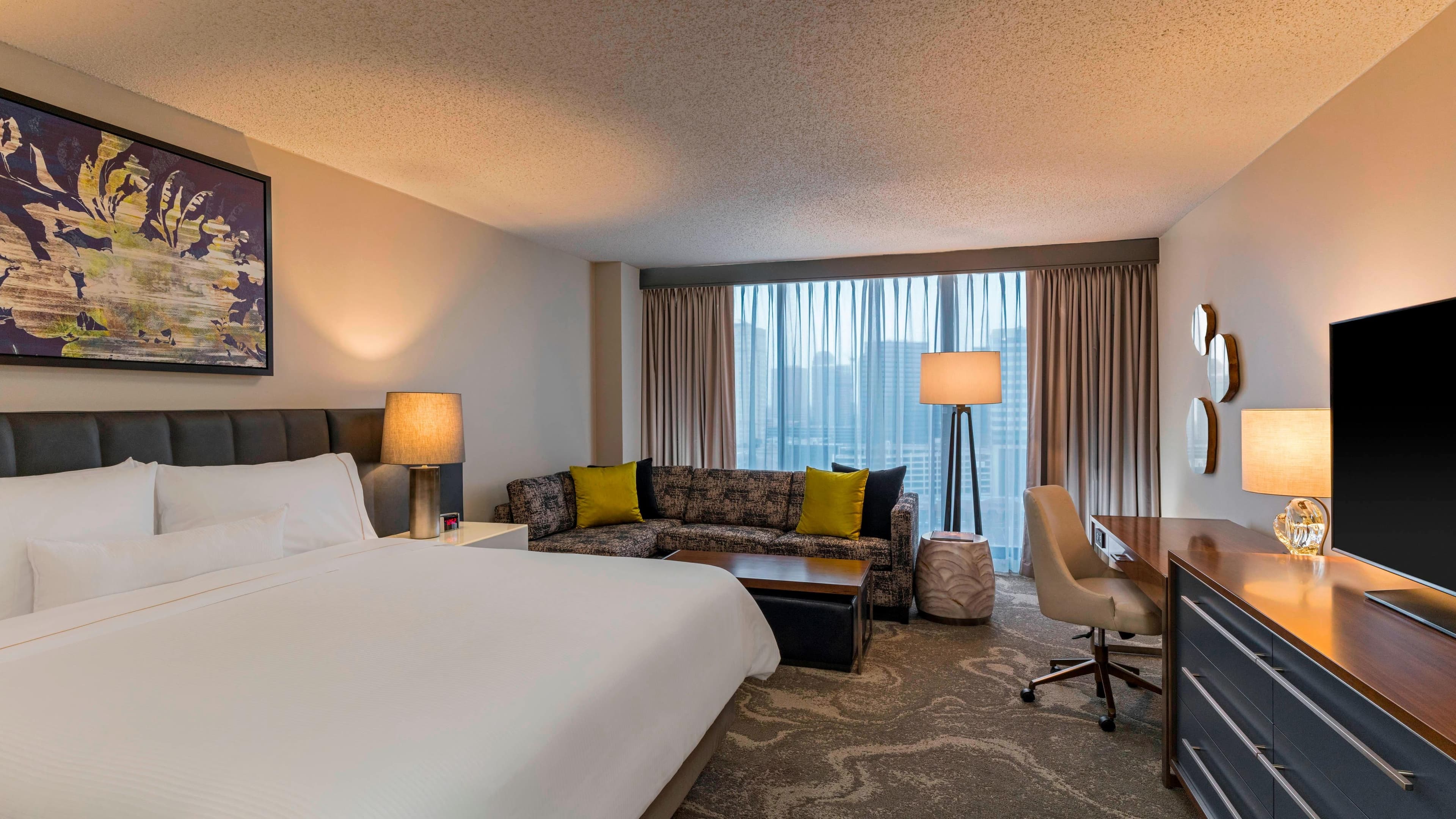 The Westin Oaks Houston at the Galleria - Image 2