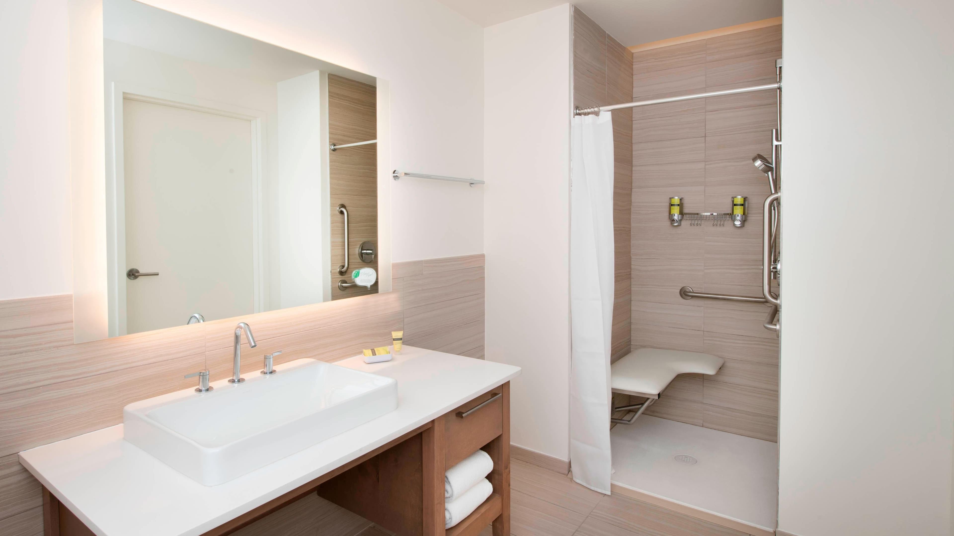 Standard - Image 3