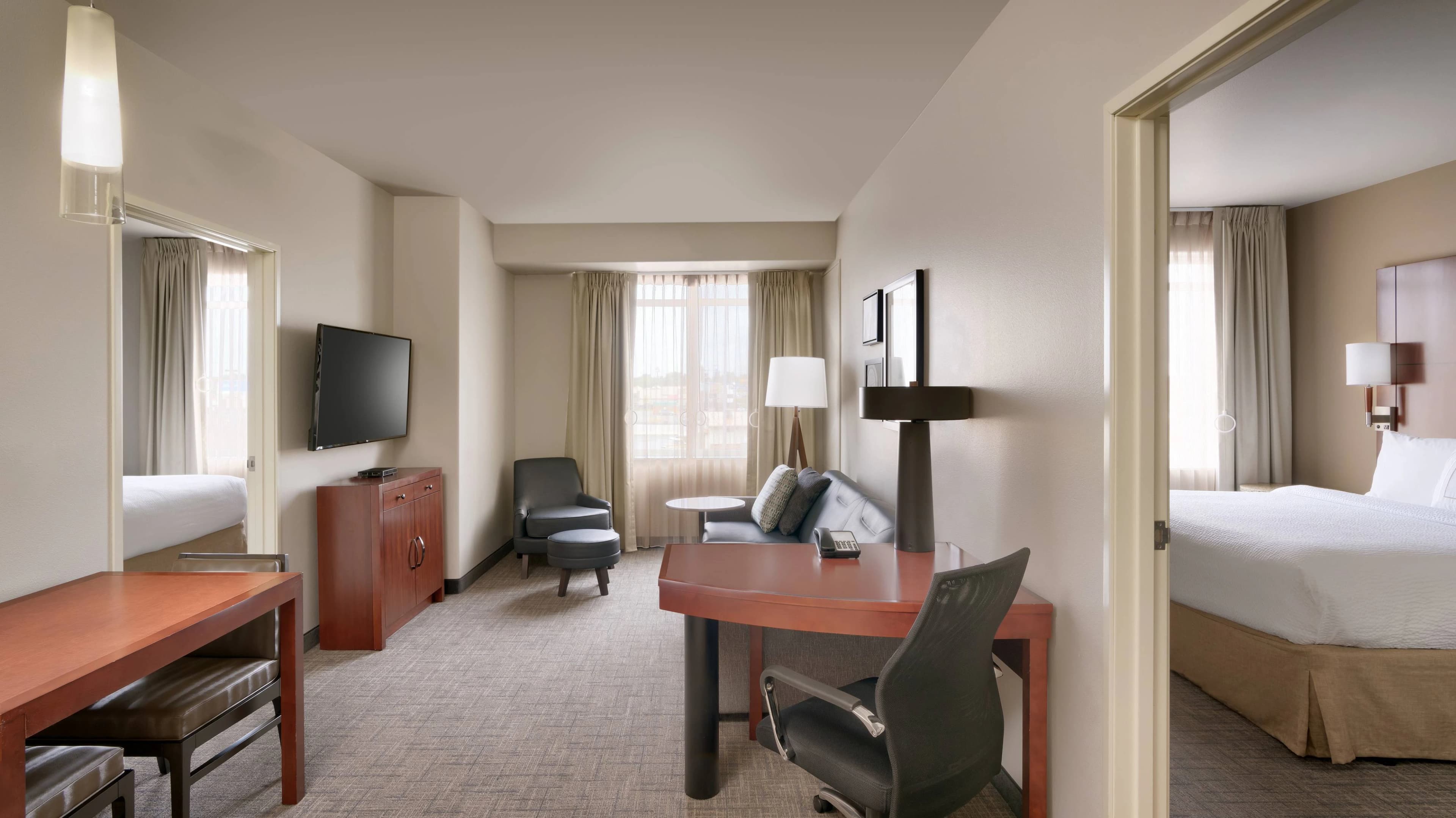 2 Bedroom Suite - Image 3