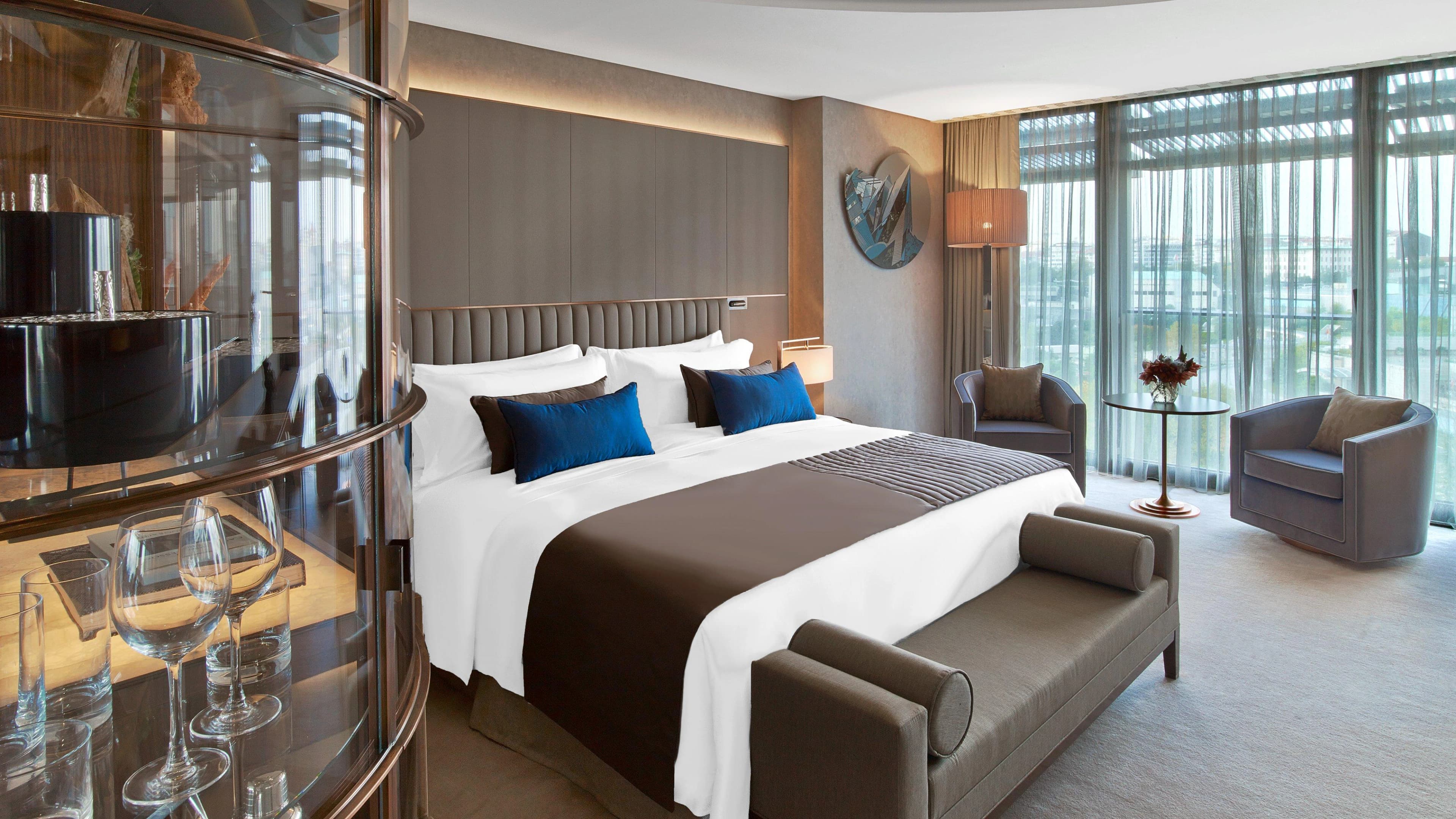The St. Regis Istanbul - Image 4