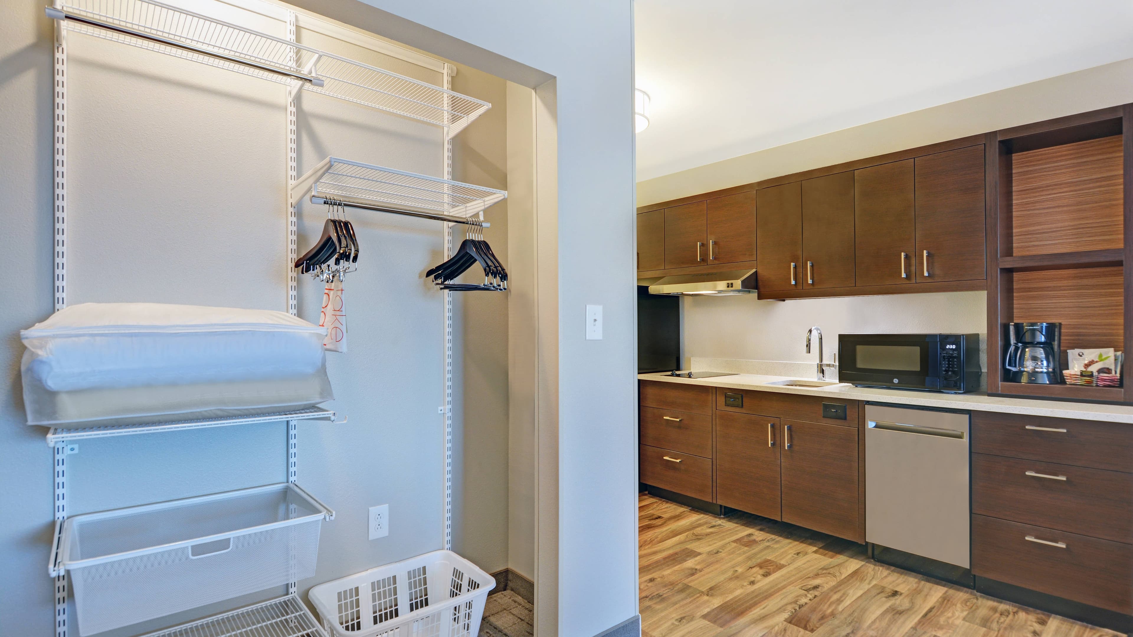 Studio King - Image 4