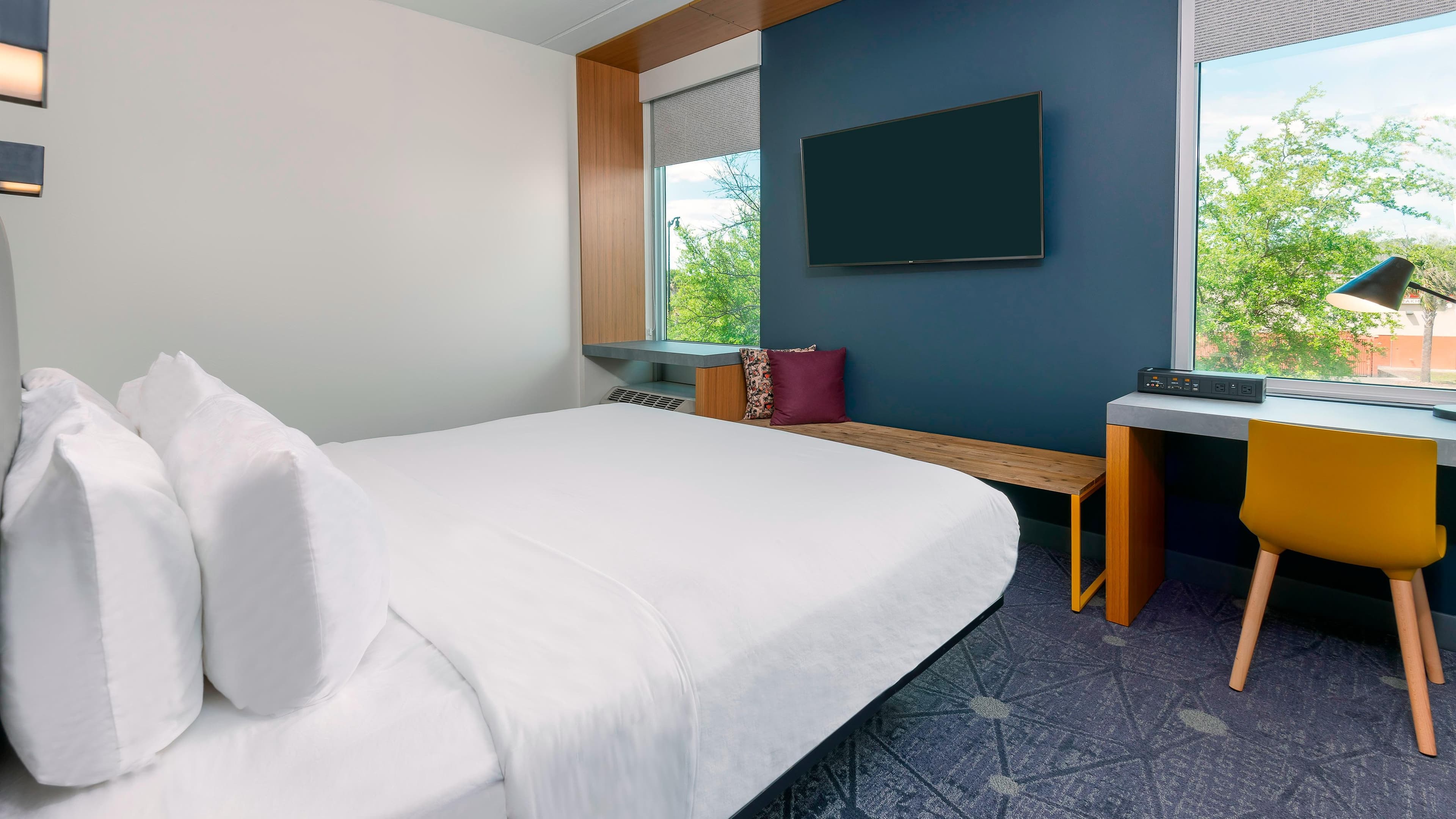 Aloft - Image 1