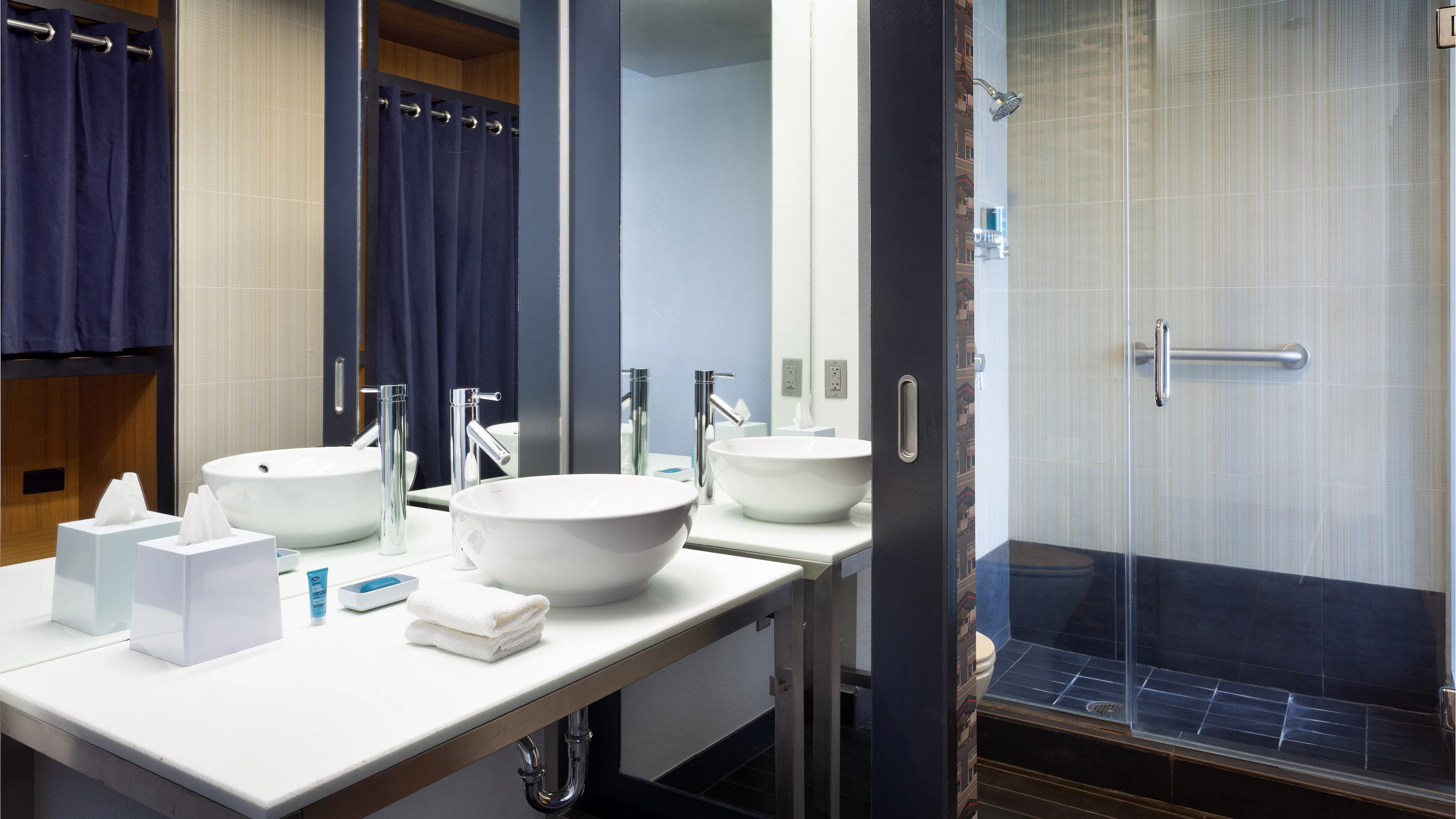 Aloft Jacksonville Tapestry Park - Image 4