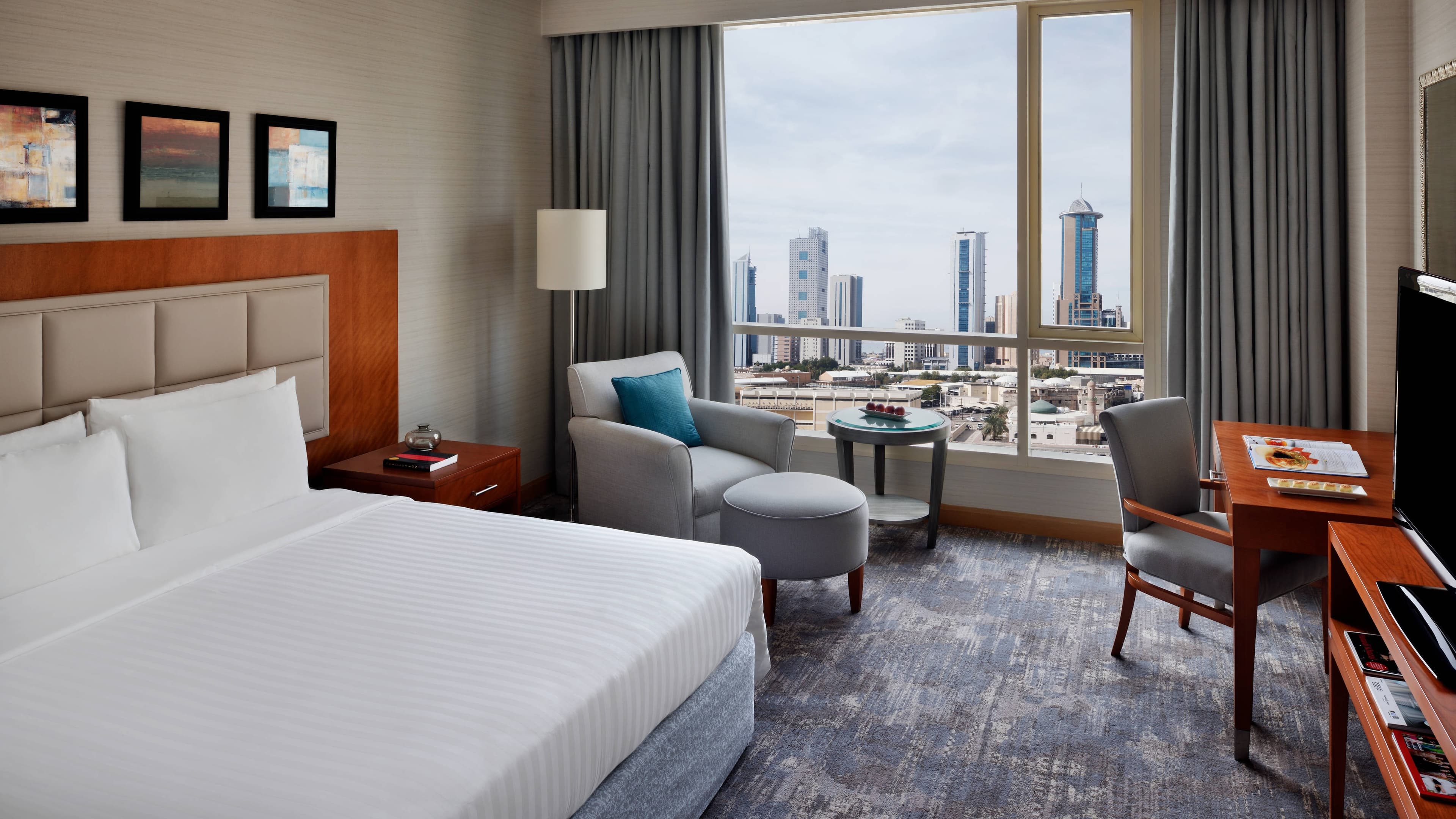 Courtyard Kuwait City - Image 2