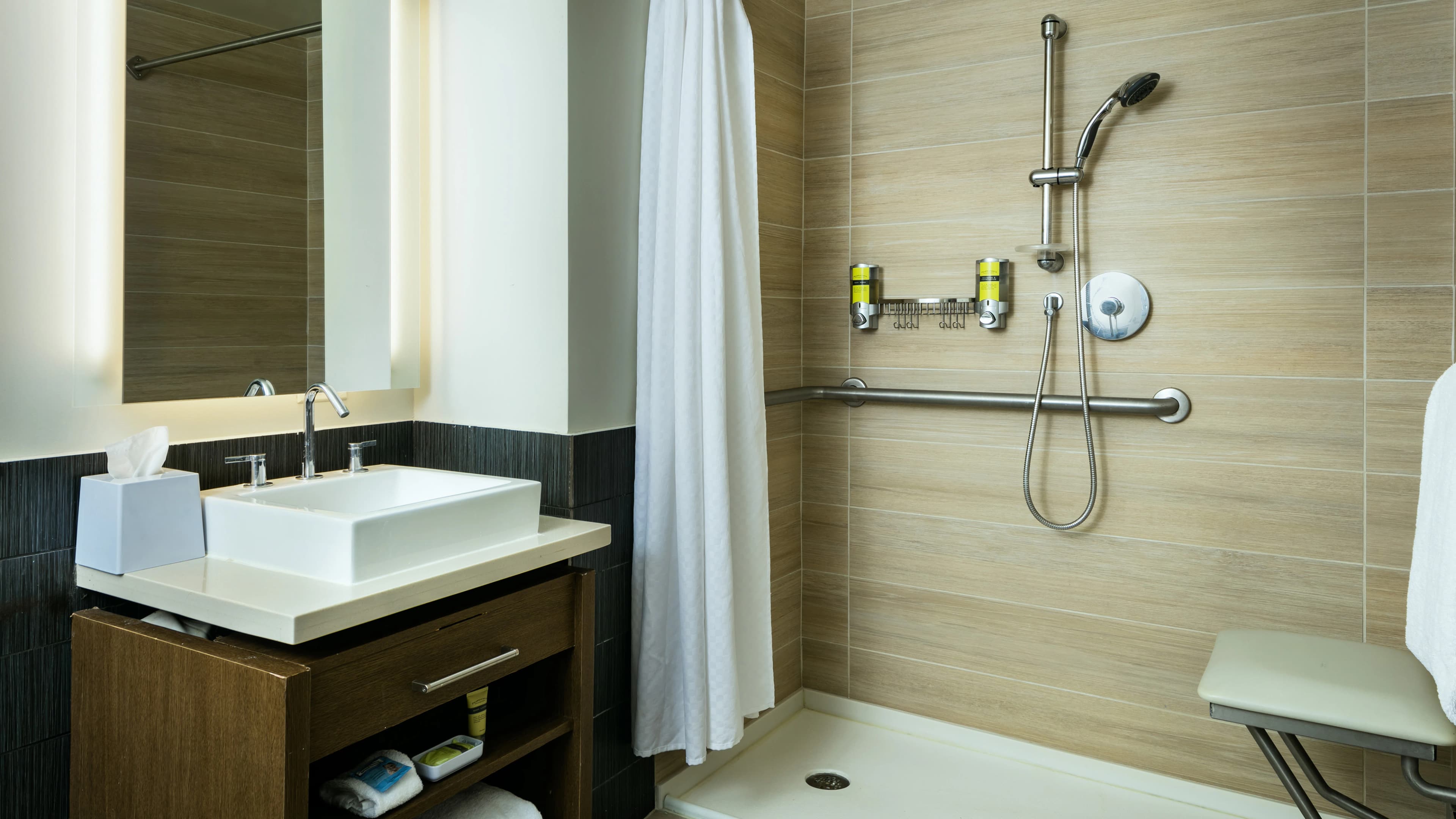 Element Las Vegas Summerlin - Image 3