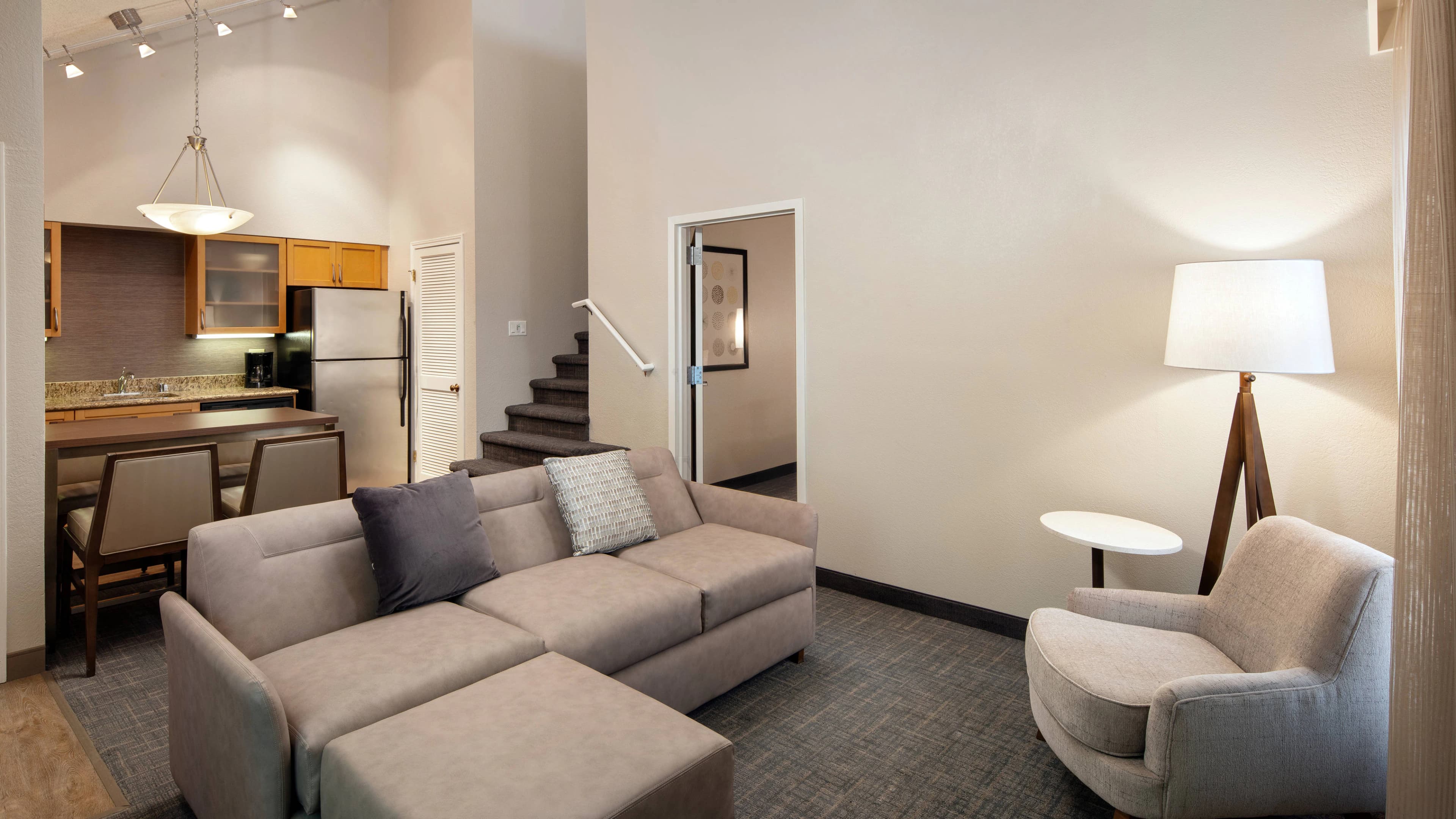 Residence Inn Las Vegas Convention Center - Image 2