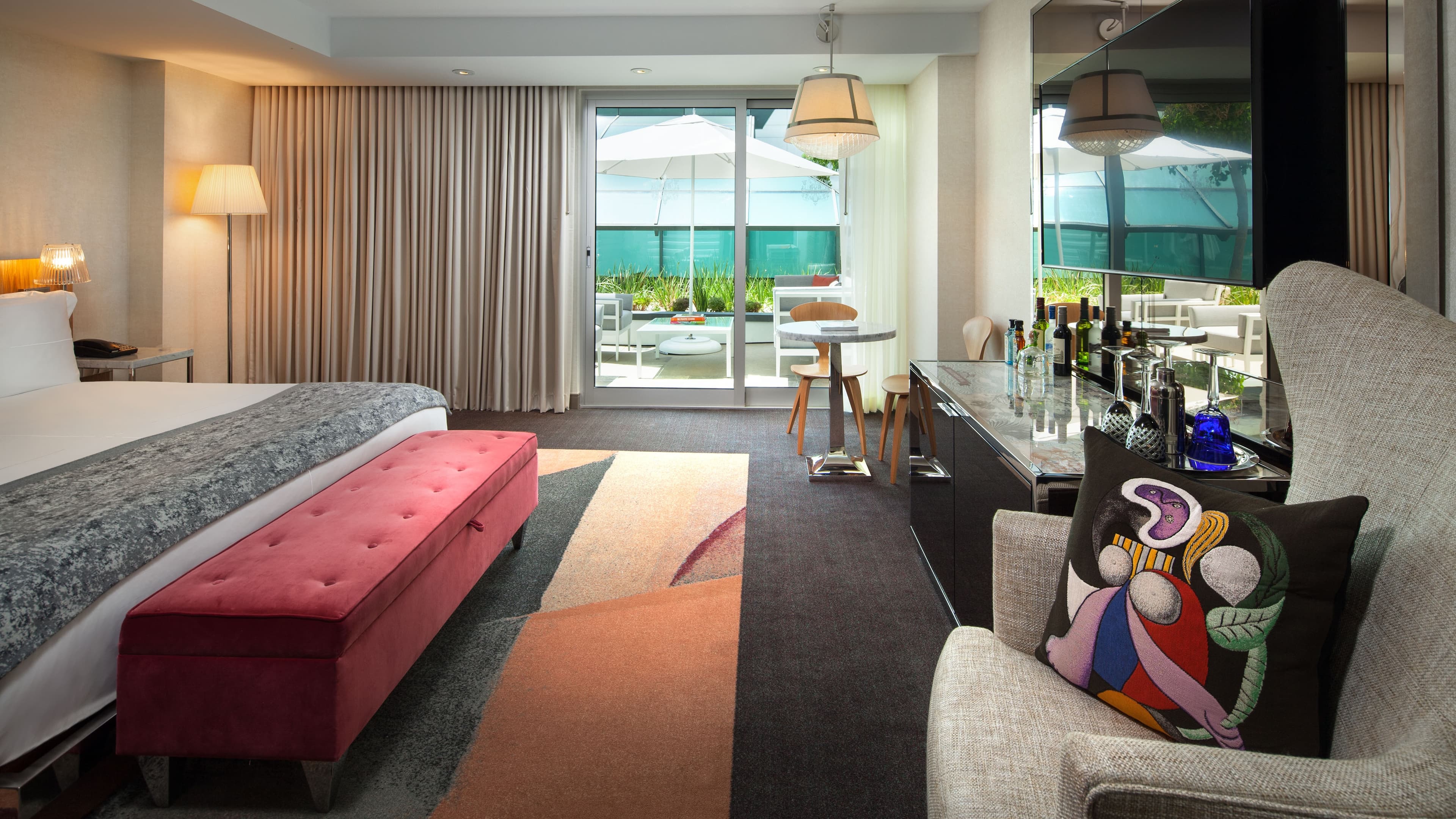 SLS Hotel, a Luxury Collection Hotel, Beverly Hills - Image 2