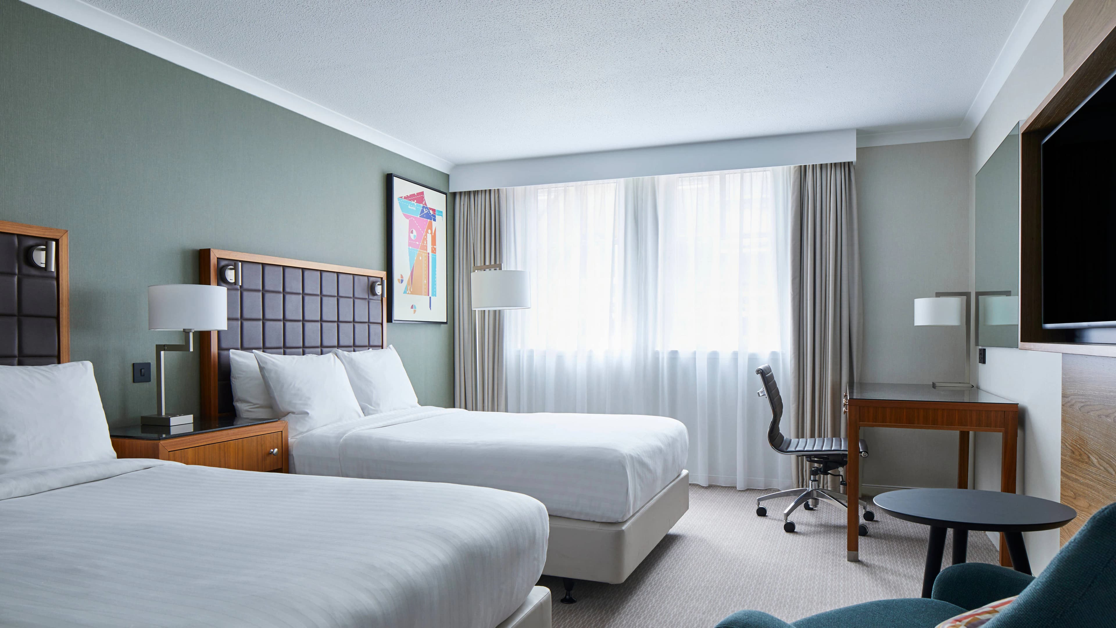 Leeds Marriott Hotel - Image 2