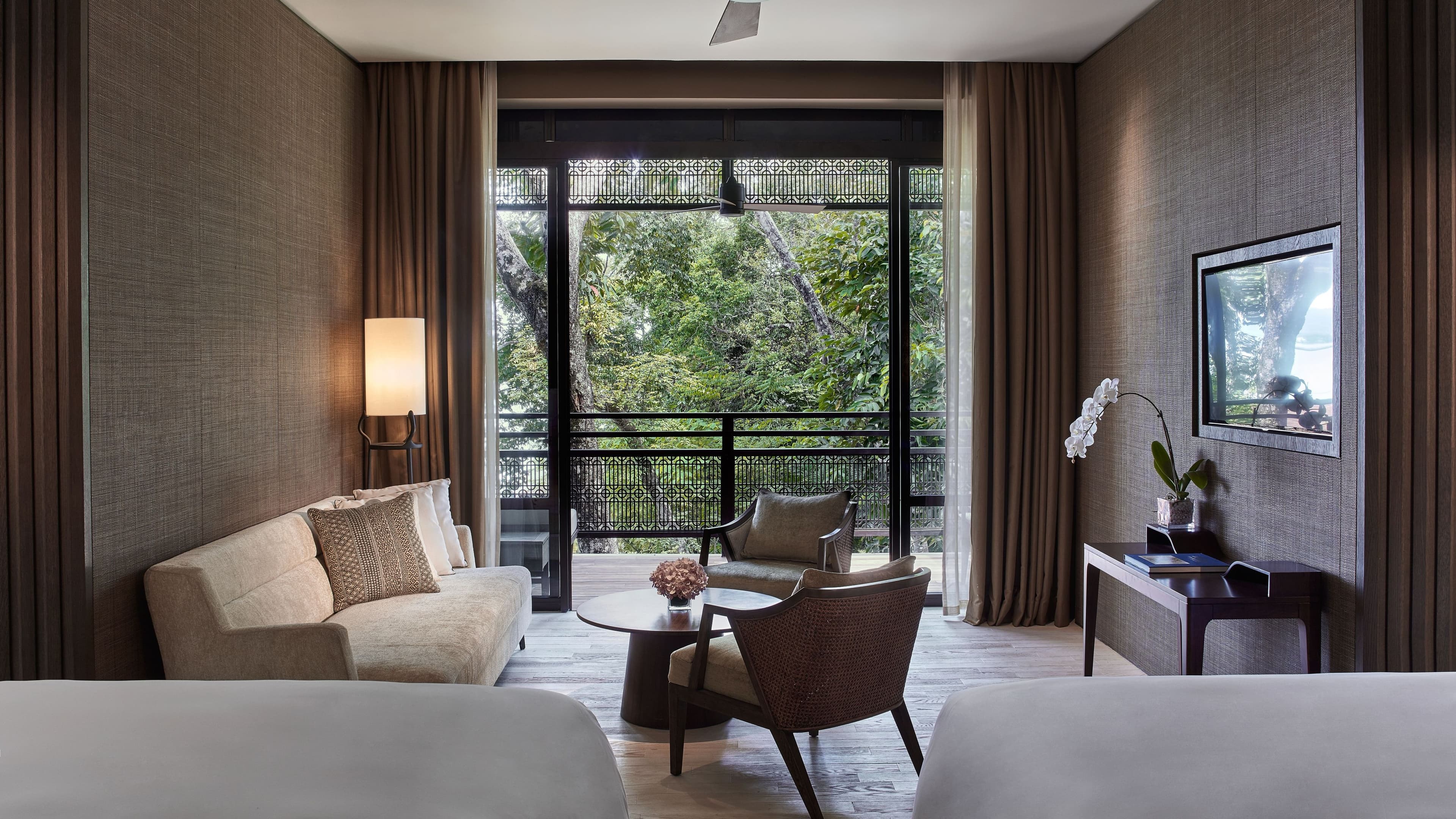 Deluxe Guest room - Image 3